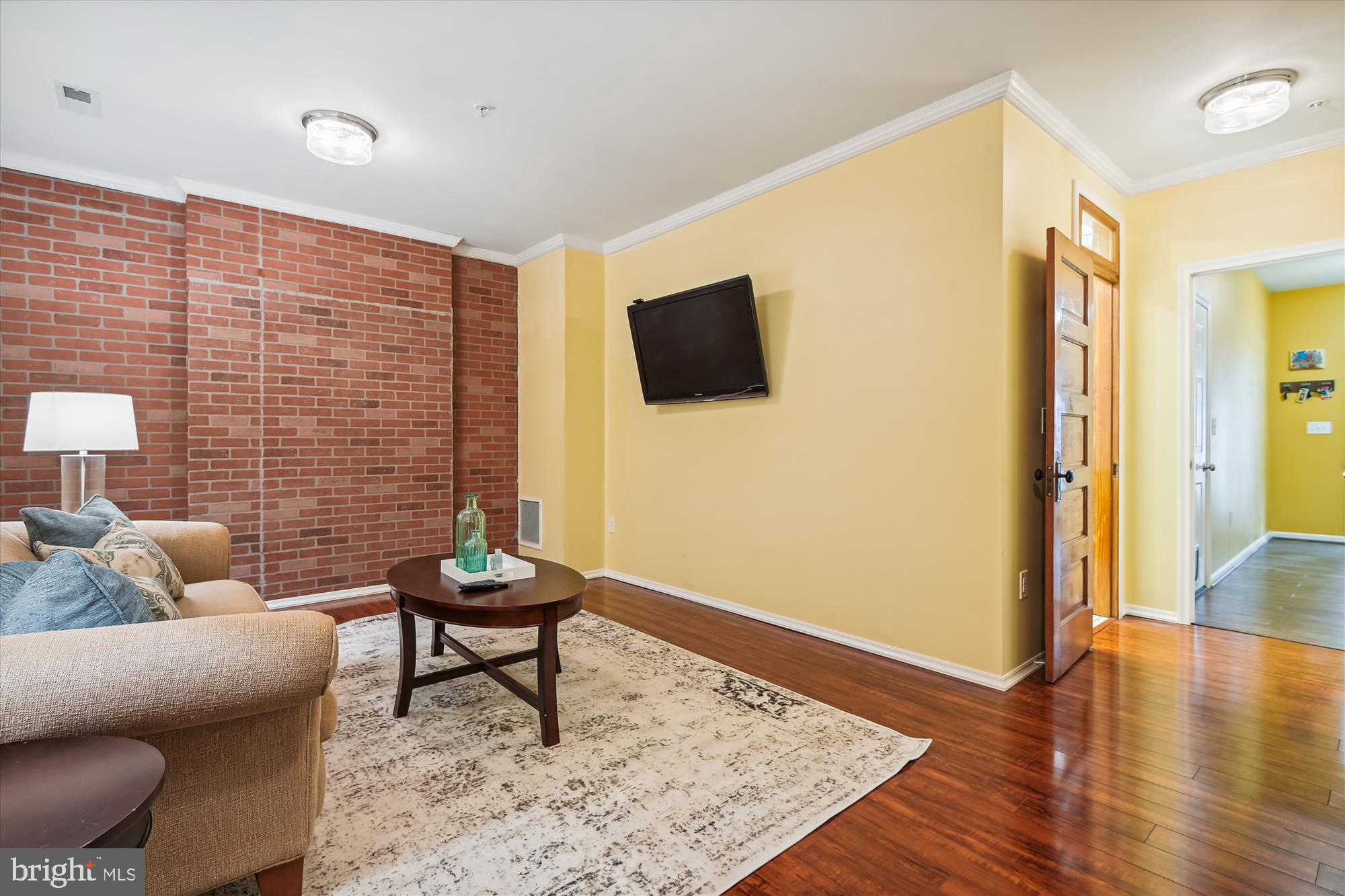 SAN FRANCISCO BY THE BAY - Residential