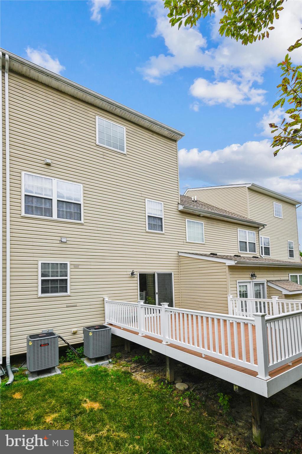 SAN FRANCISCO BY THE BAY - Residential