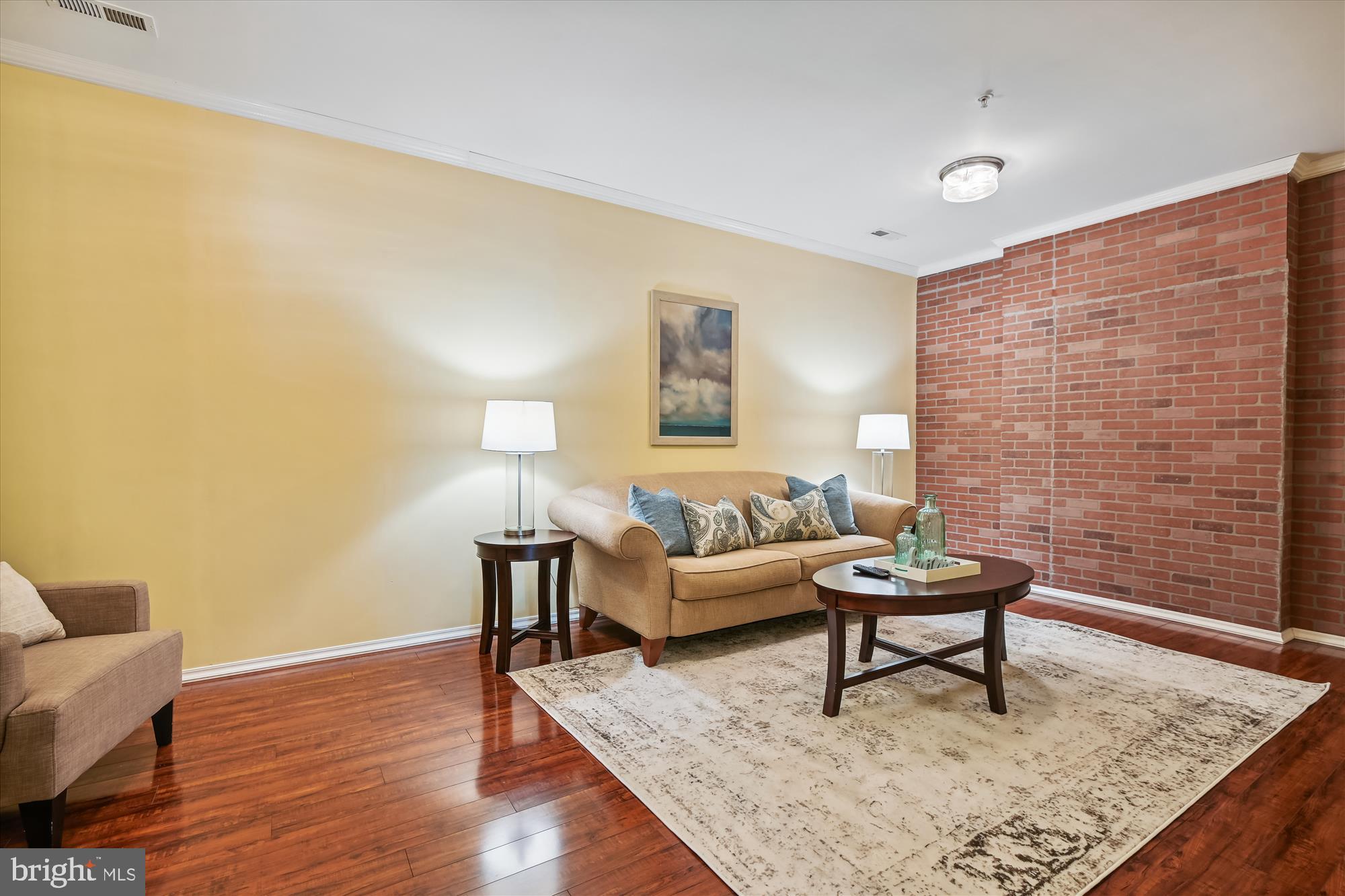 SAN FRANCISCO BY THE BAY - Residential