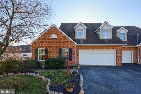 Photo of 23 Georgetown Court, Mountville, PA 17554 (MLS # PALA2045522)