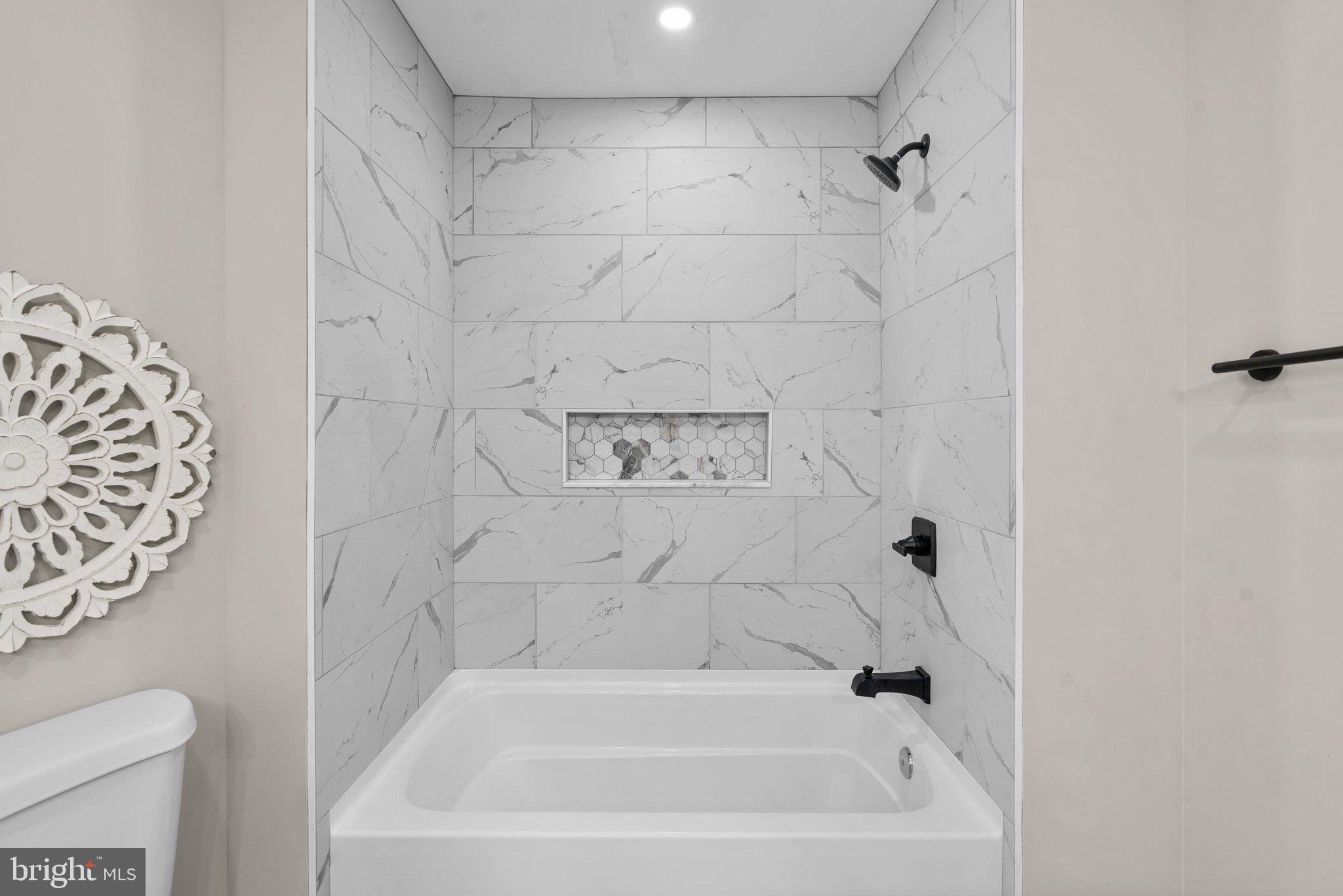 BUTCHERS HILL - Residential