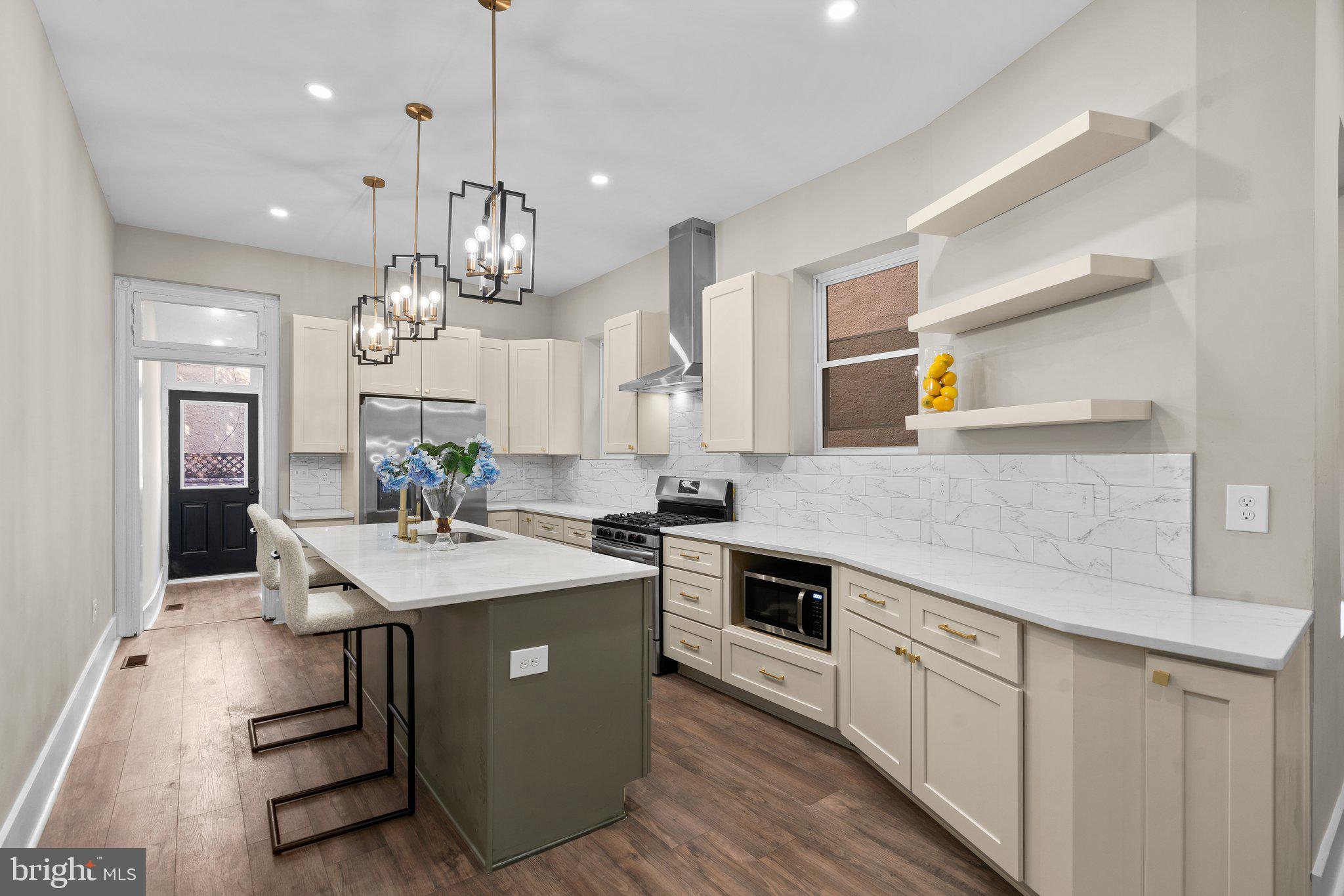 BUTCHERS HILL - Residential