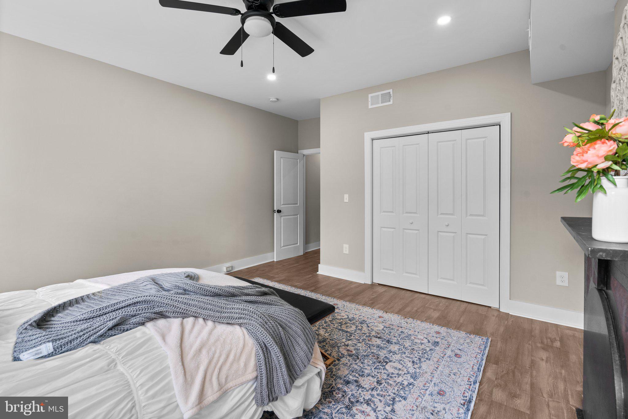 BUTCHERS HILL - Residential