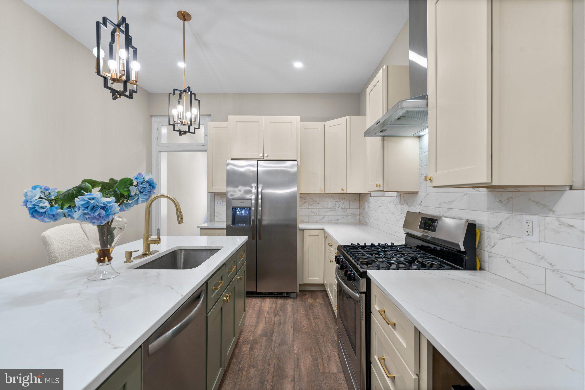 BUTCHERS HILL - Residential