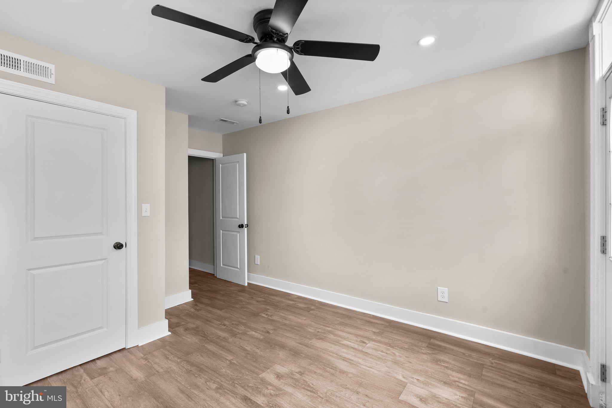 BUTCHERS HILL - Residential