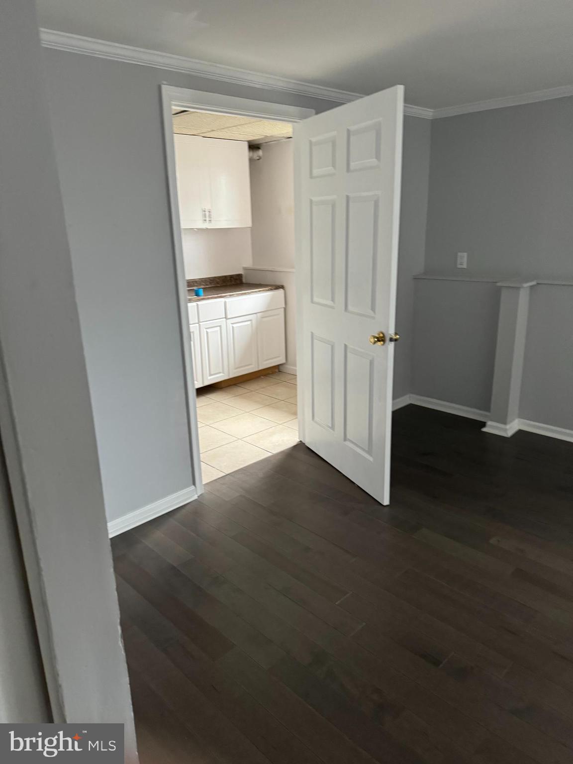 QUEENS PARK - Residential