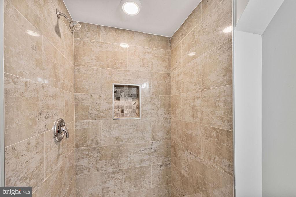 LANDING GLEN - Residential