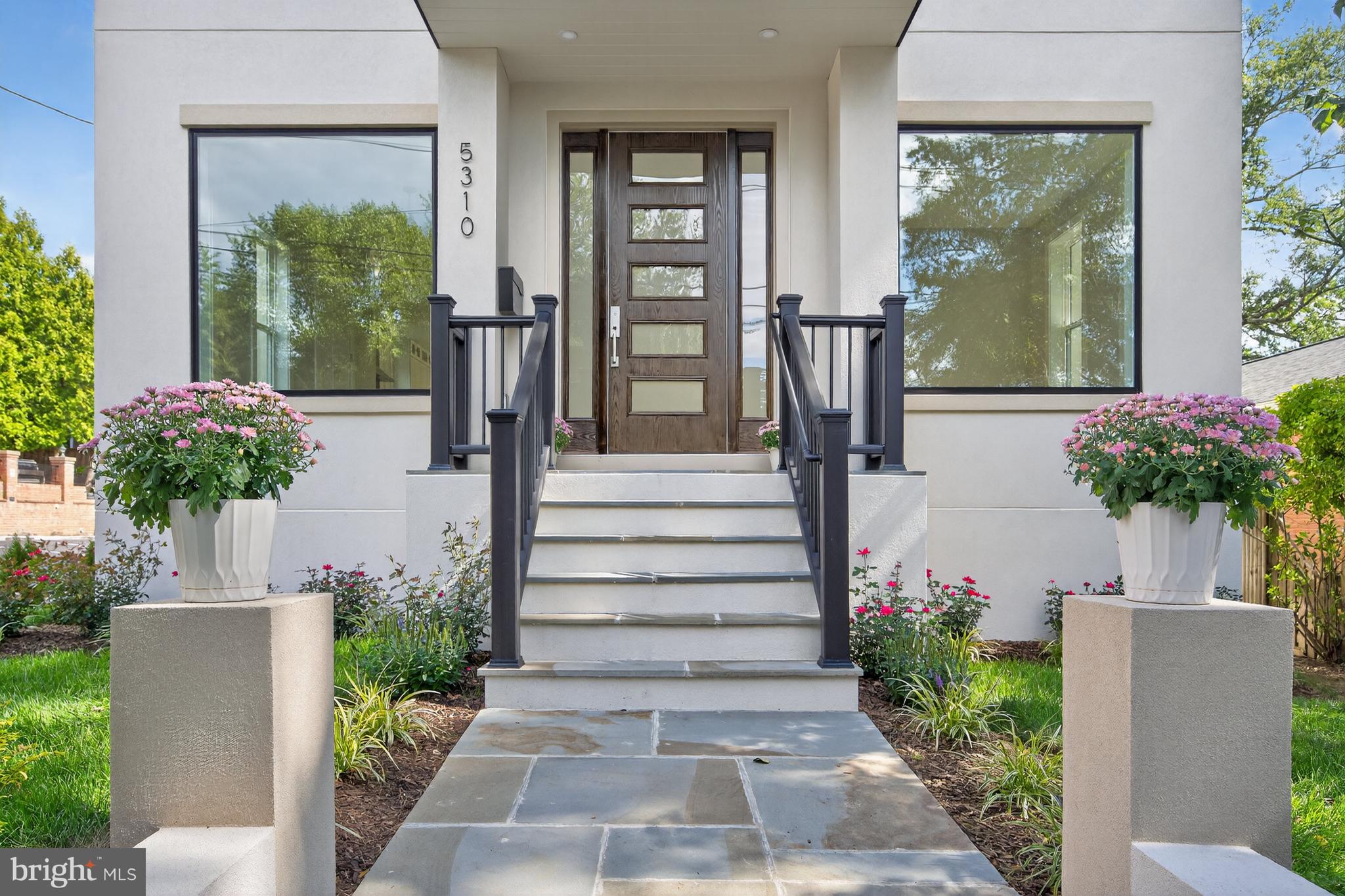 5310 CATHEDRAL AVENUE NW