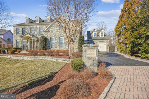 Photo of 11309 Greenbriar Preserve Lane, POTOMAC, MD 20854 (MLS # MDMC2163366)