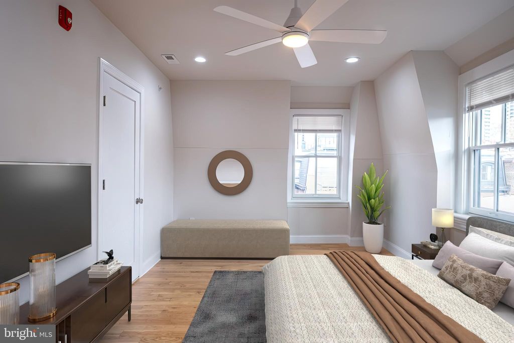 Photo of 333 S 21st Street #4, PHILADELPHIA, PA 19103 (MLS # PAPH2558038)