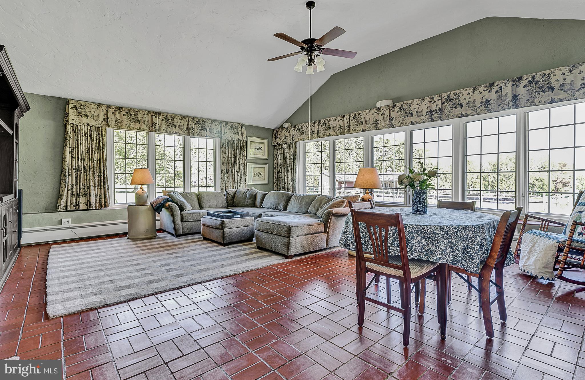 GWYNEDD ACRES - Residential
