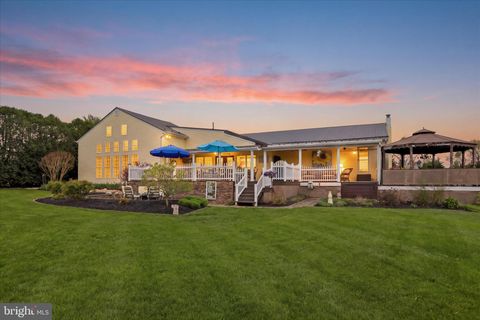 10678 SCENIC VIEW DRIVE GREENCASTLE PA 17225