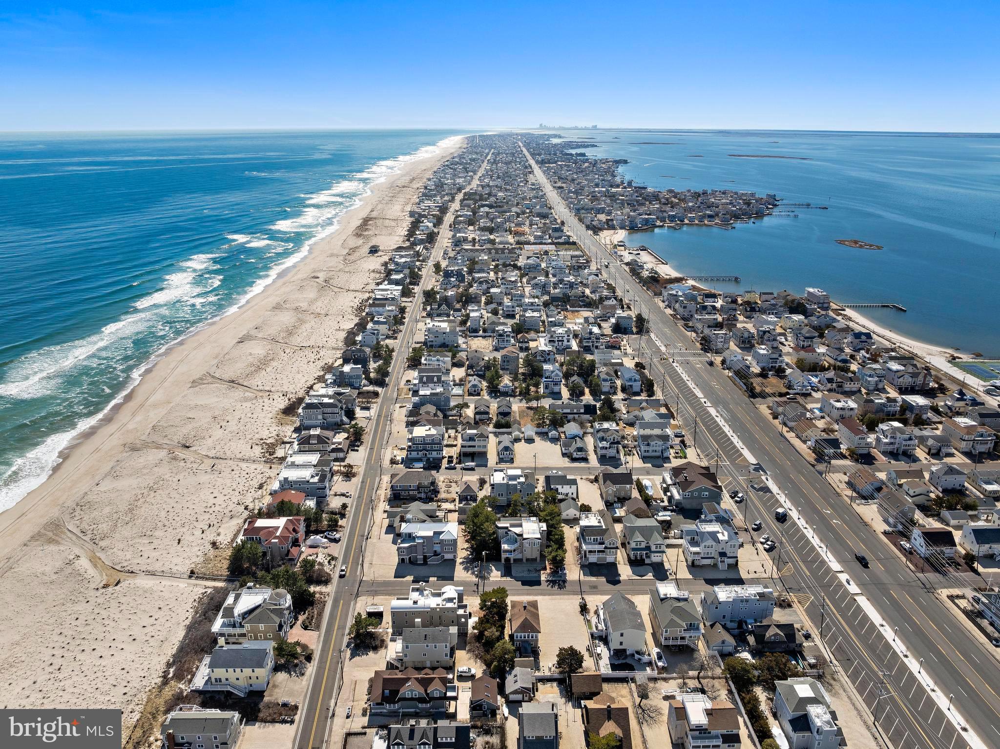 16 E PAULDING AVENUE