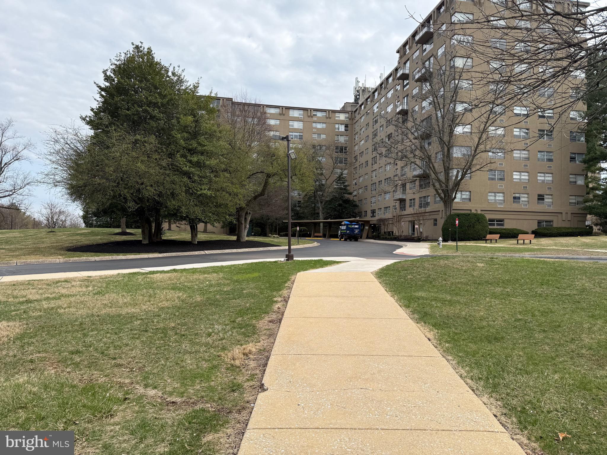 RADNOR HOUSE - Residential Lease