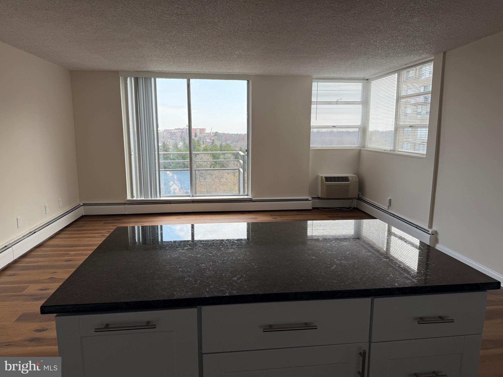 RADNOR HOUSE - Residential Lease