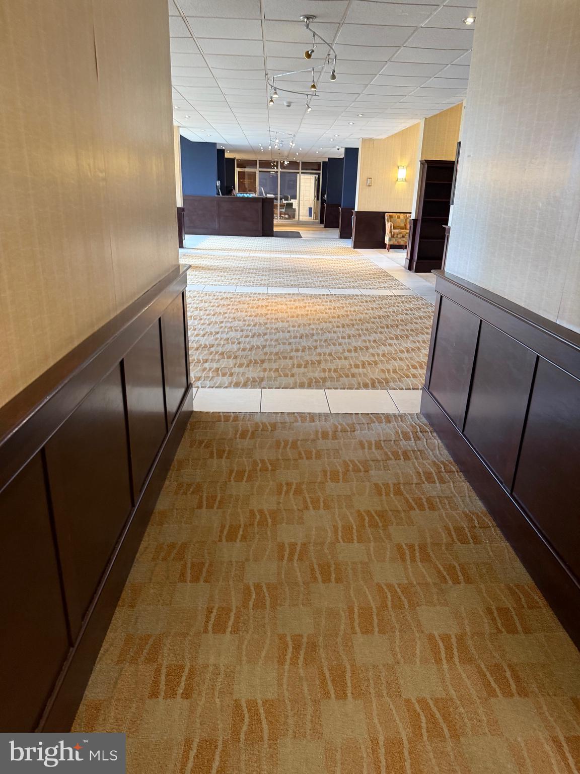 RADNOR HOUSE - Residential Lease