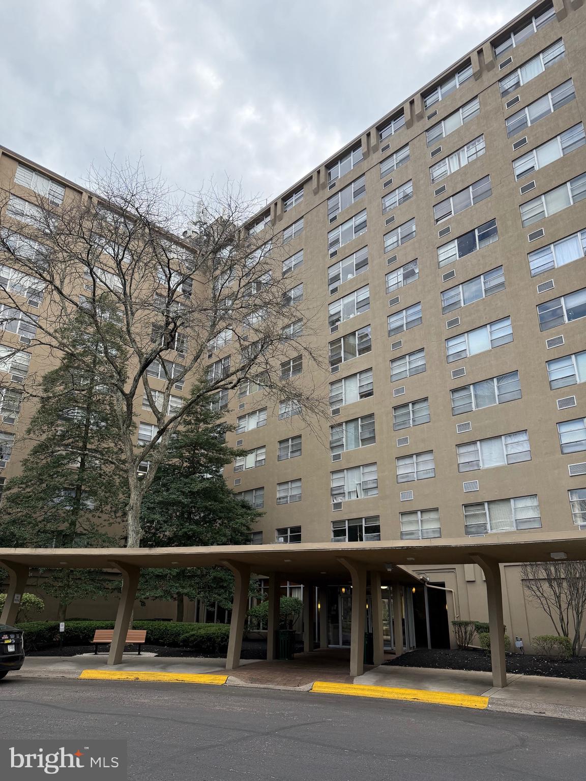 RADNOR HOUSE - Residential Lease