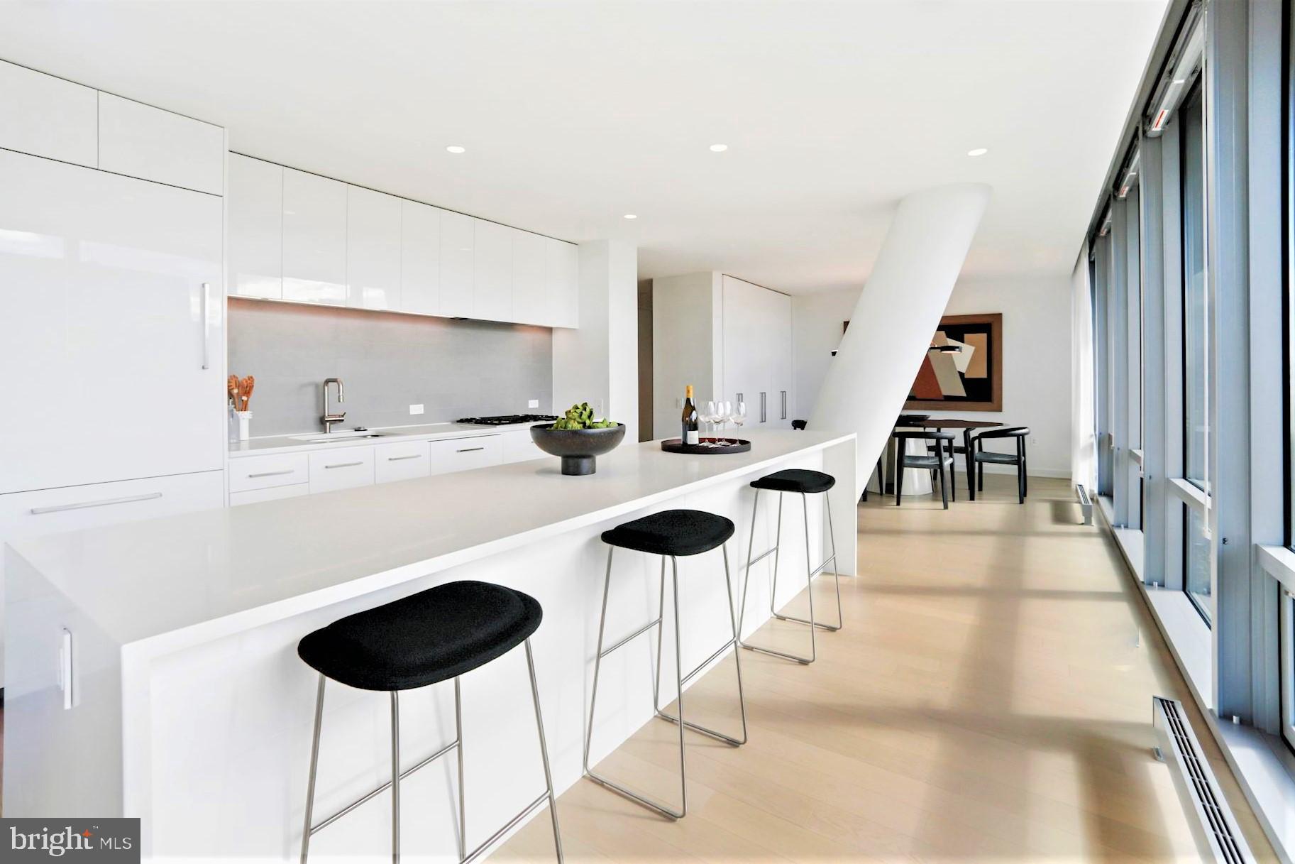 WEST END - Residential