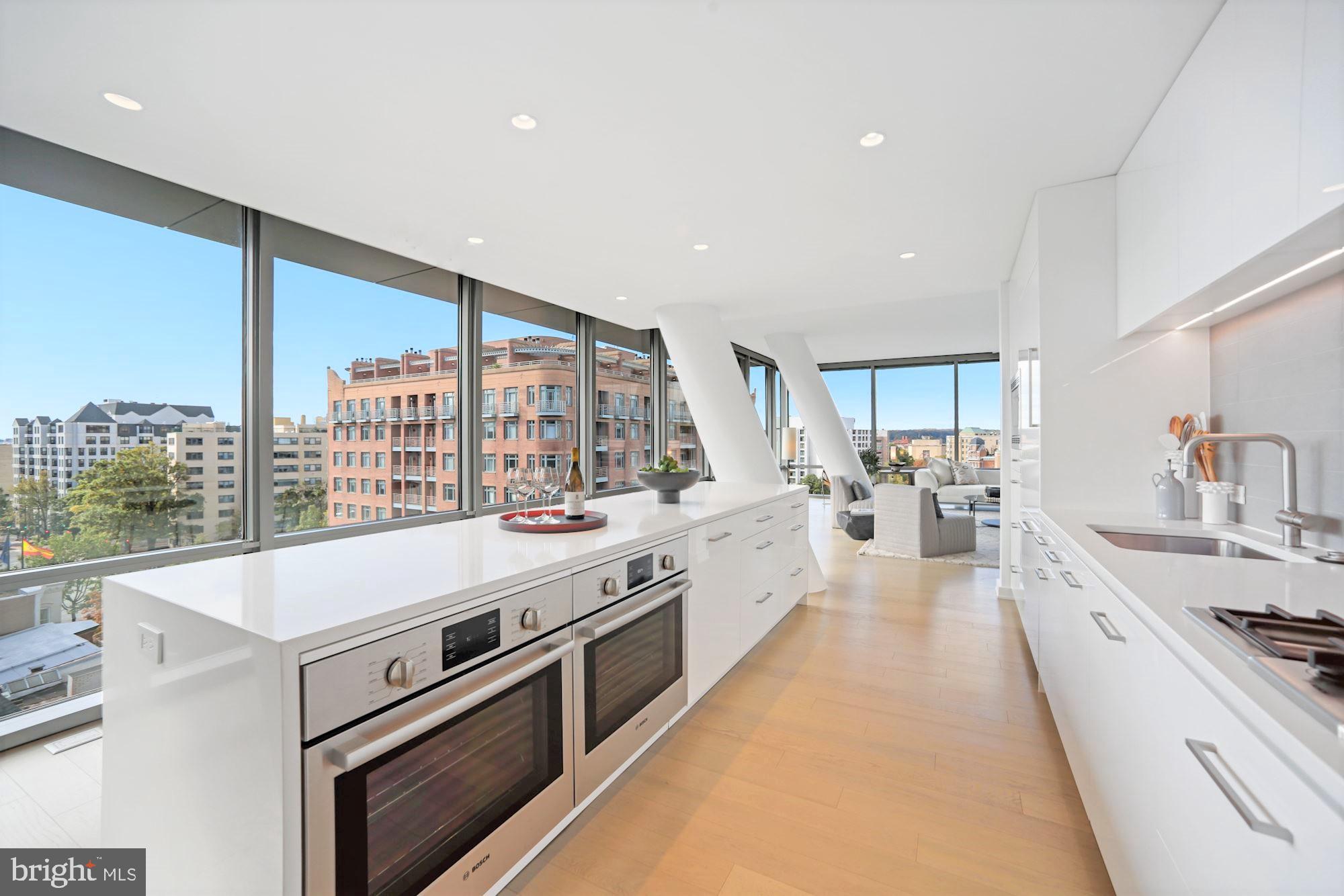 WEST END - Residential