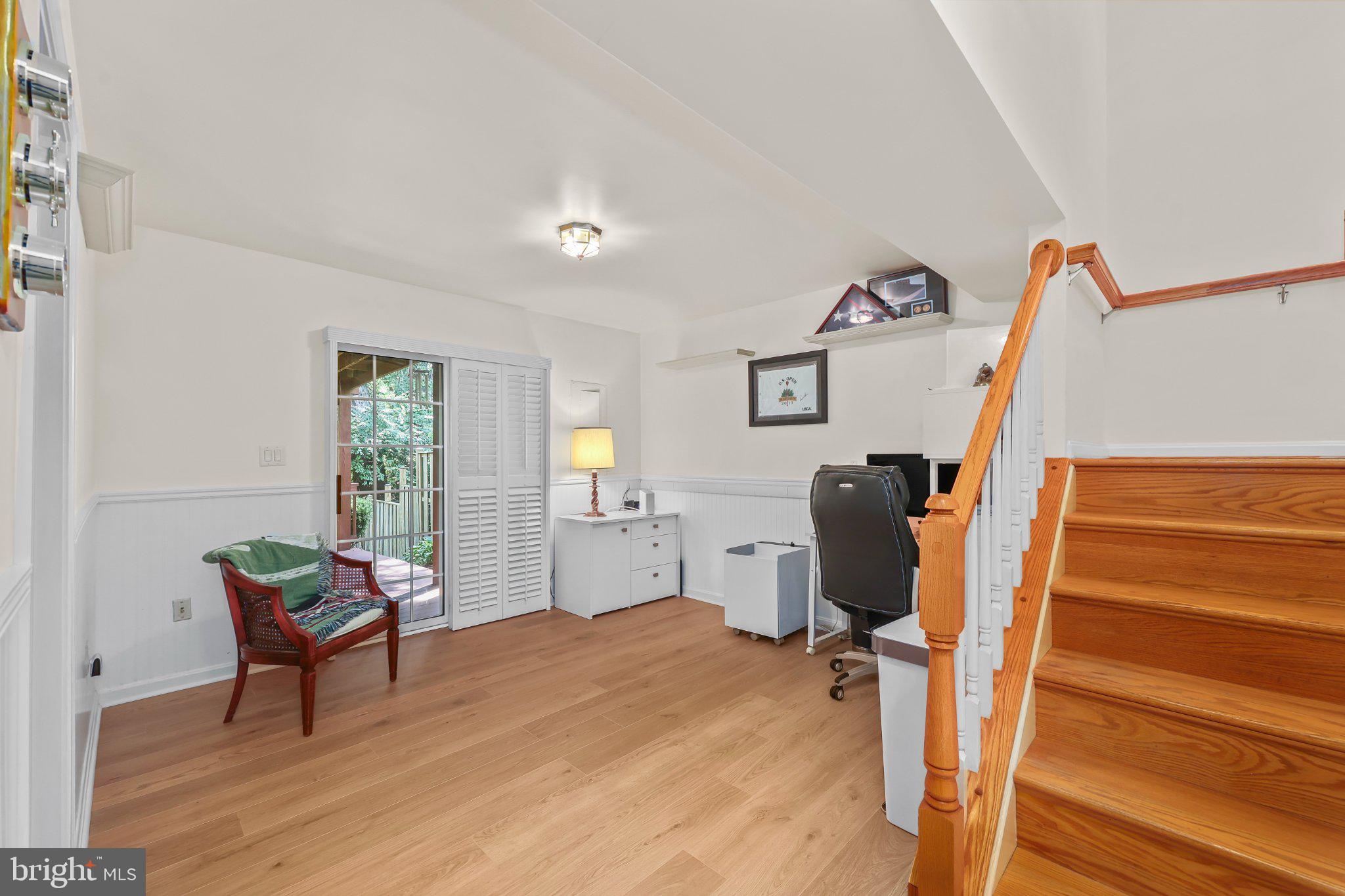 3025 BARDEN OAKS COURT