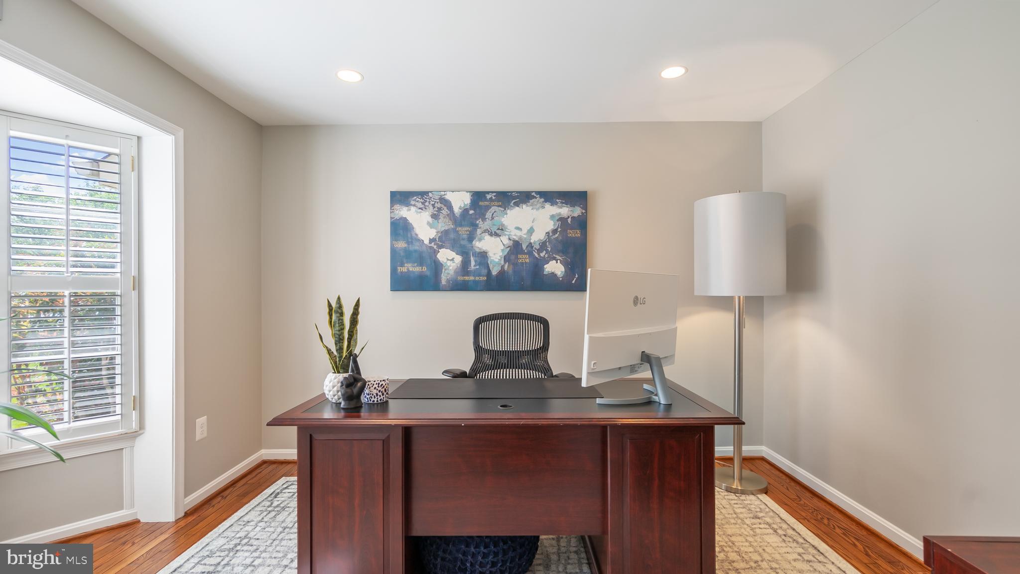 ELLENWOOD - Residential