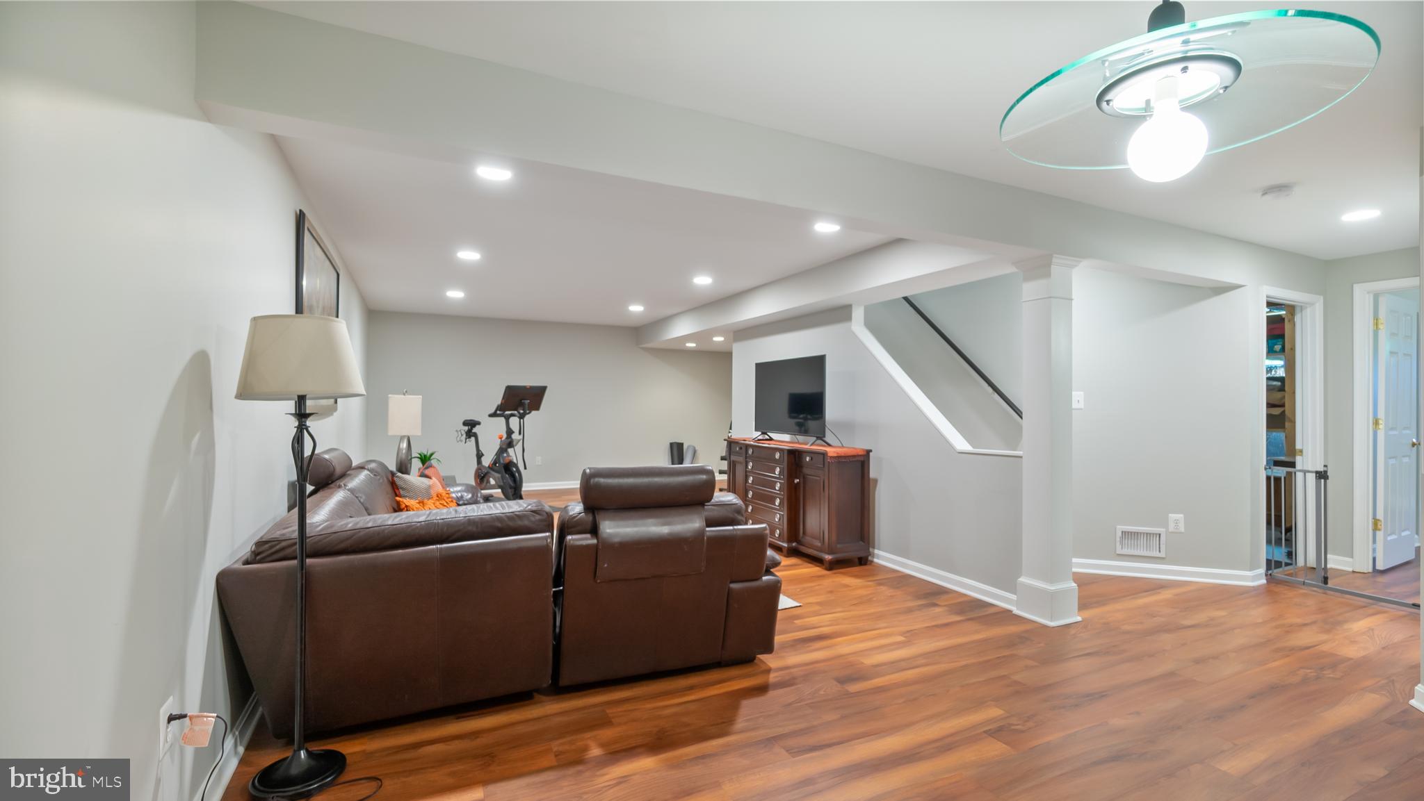 ELLENWOOD - Residential