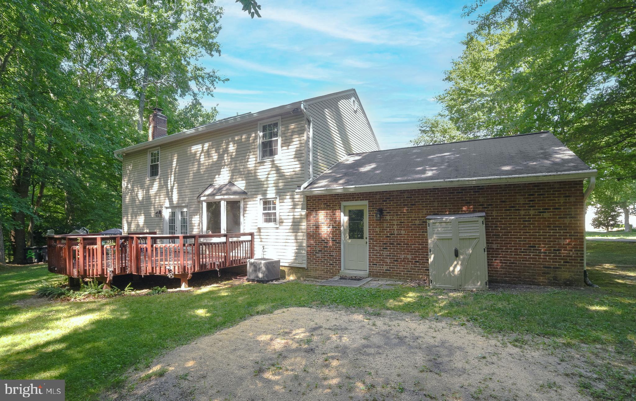 LAUREL BRANCH - Residential