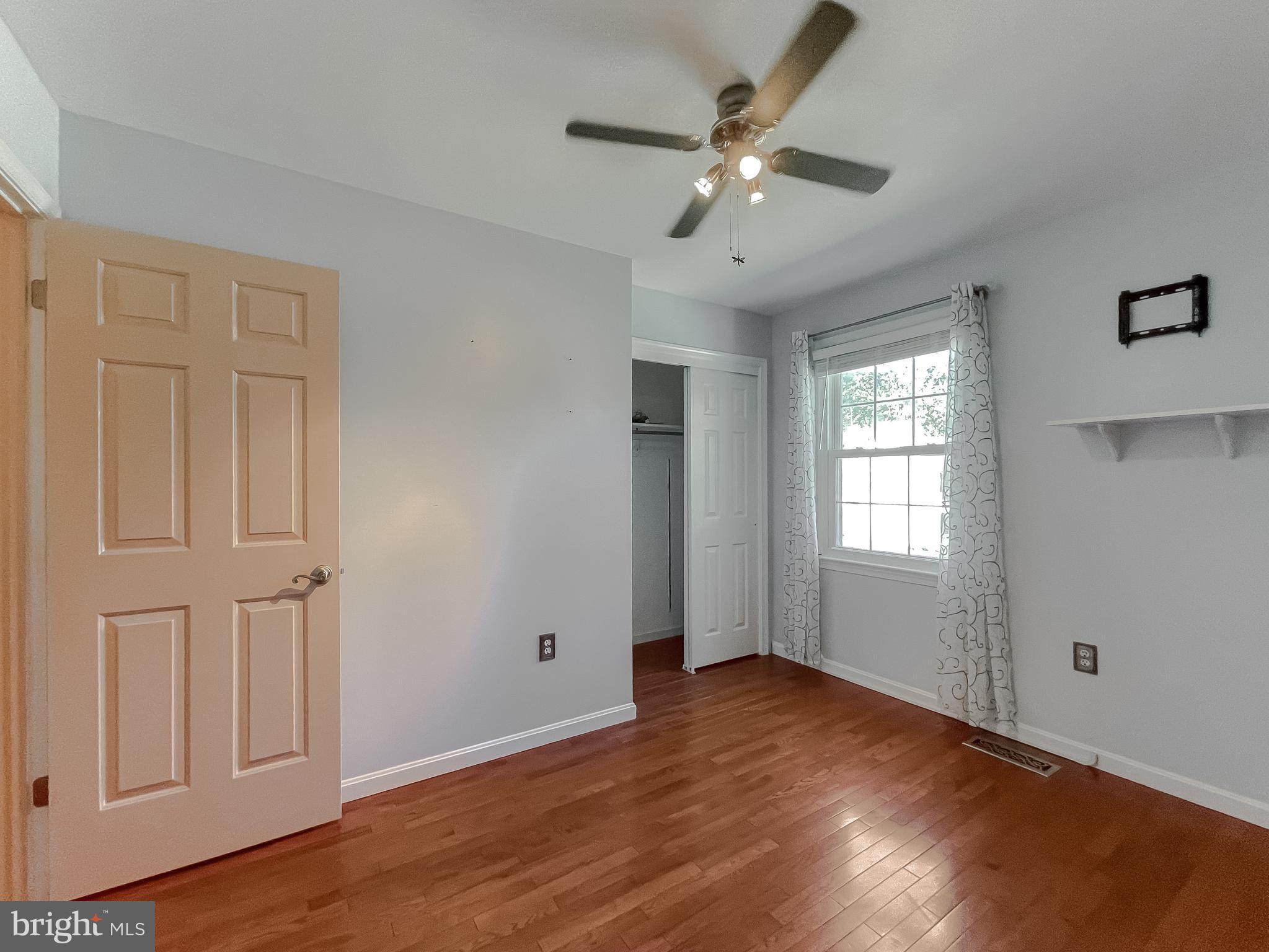 LAUREL BRANCH - Residential