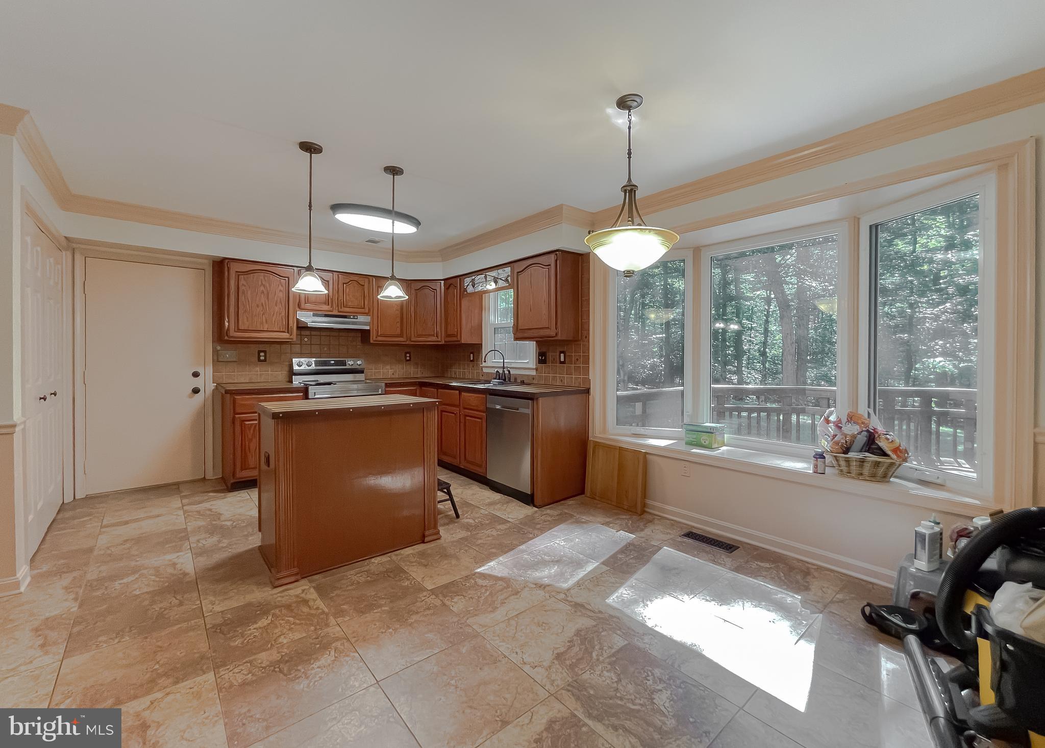 LAUREL BRANCH - Residential