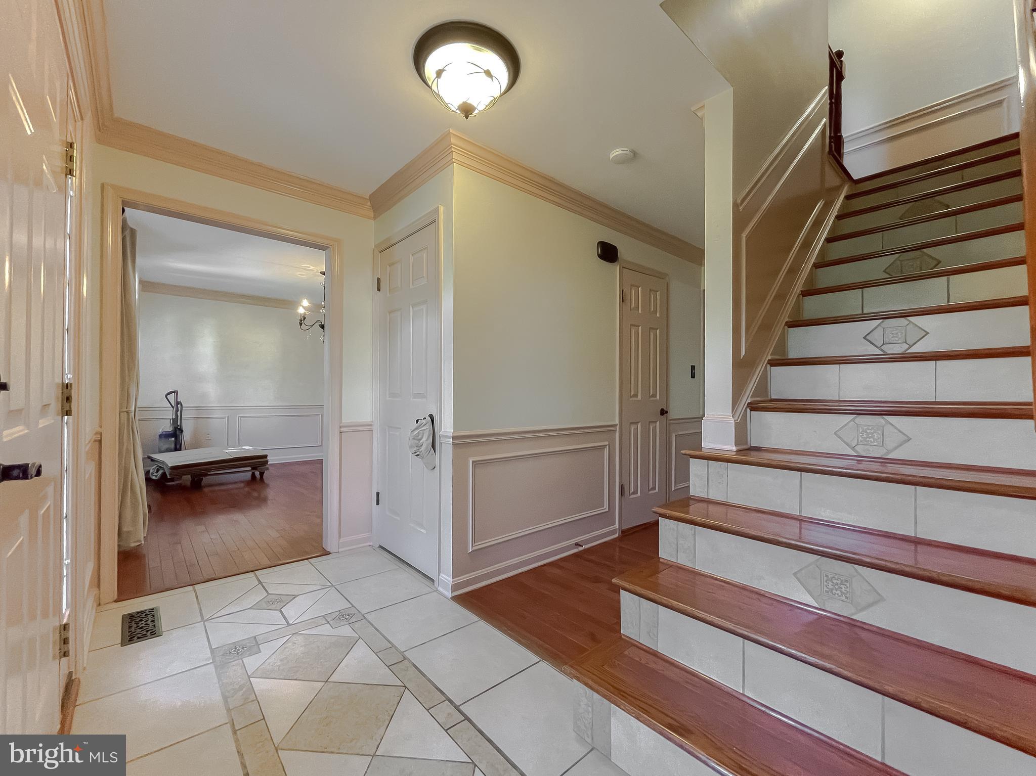 LAUREL BRANCH - Residential