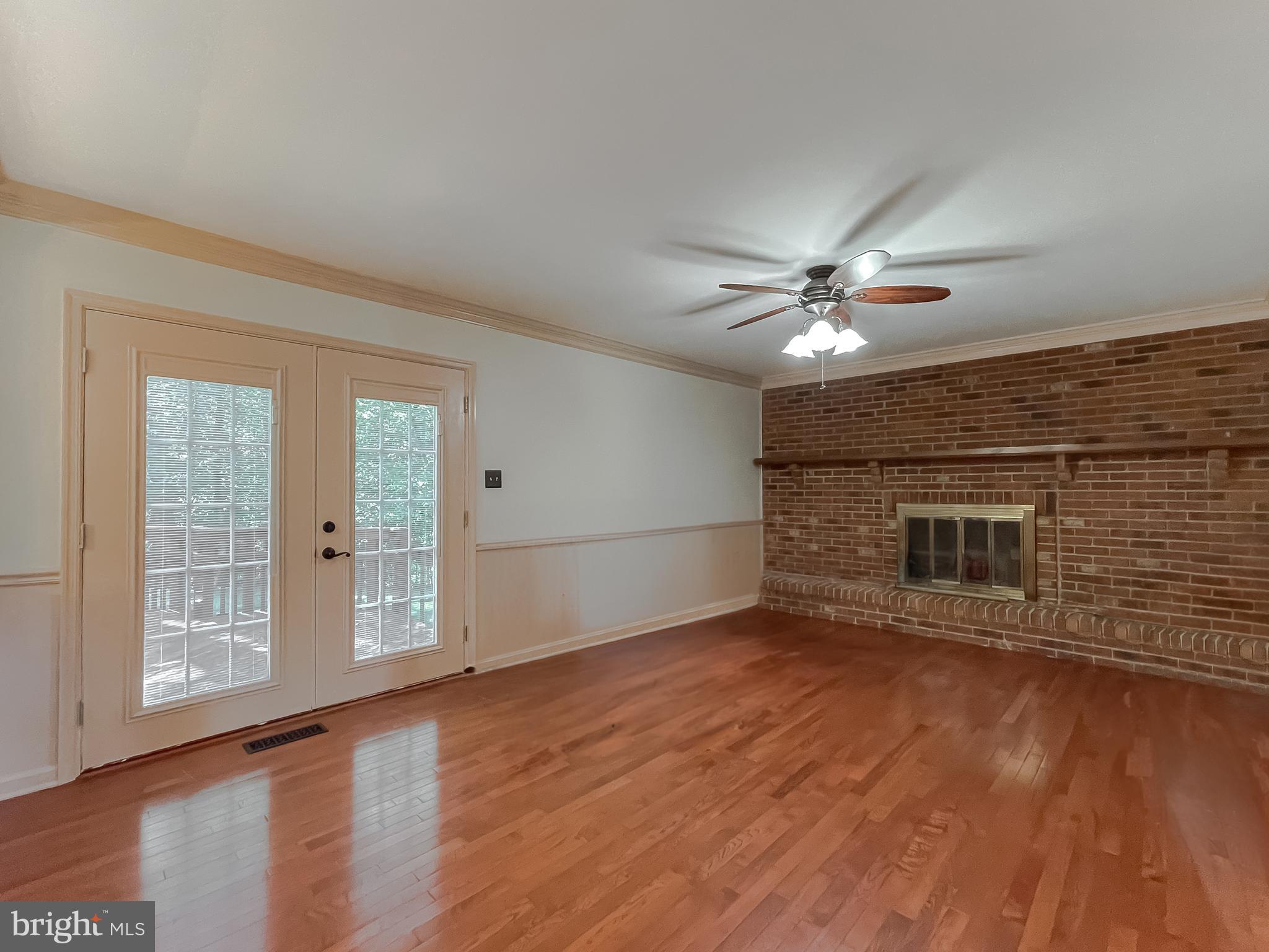 LAUREL BRANCH - Residential