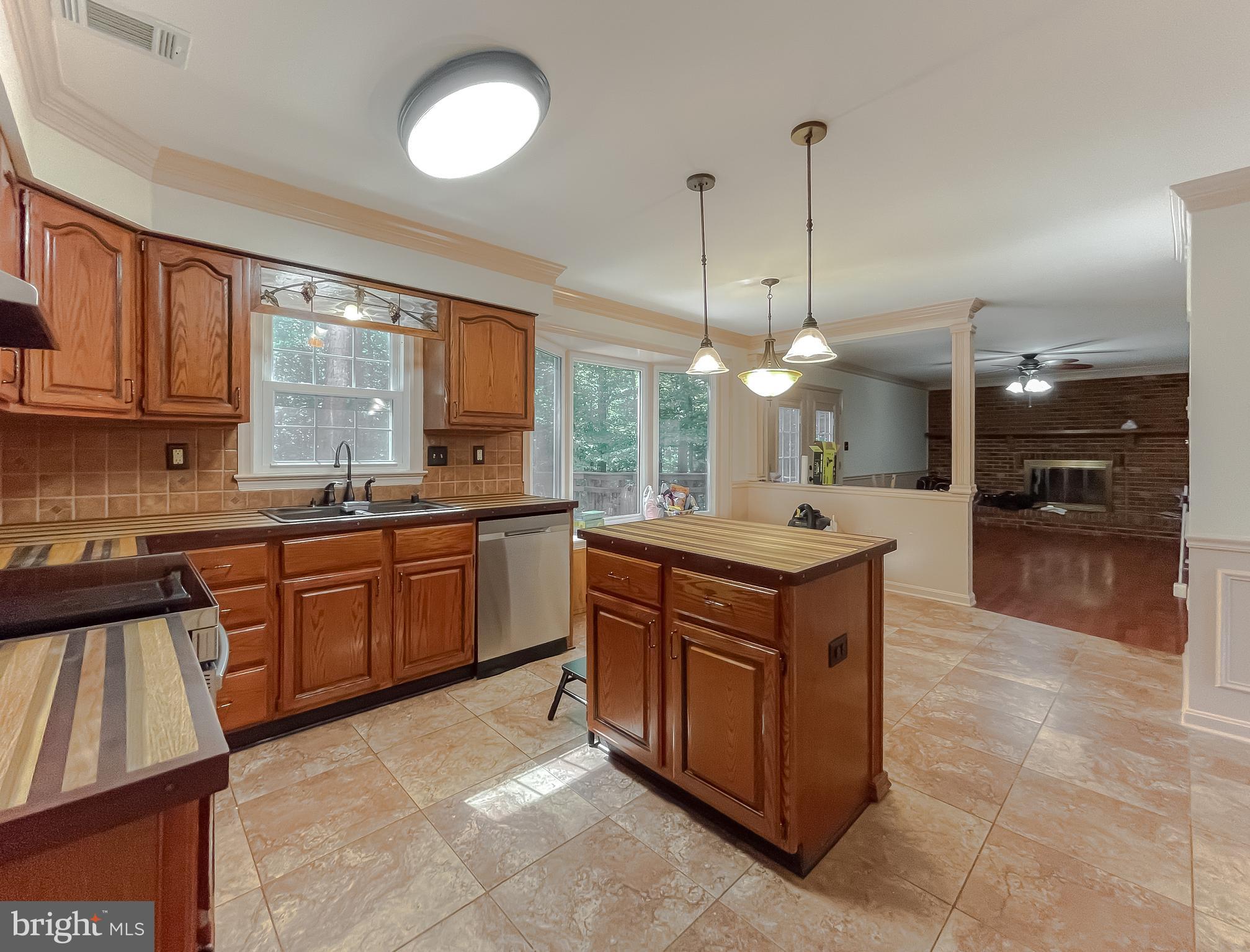 LAUREL BRANCH - Residential