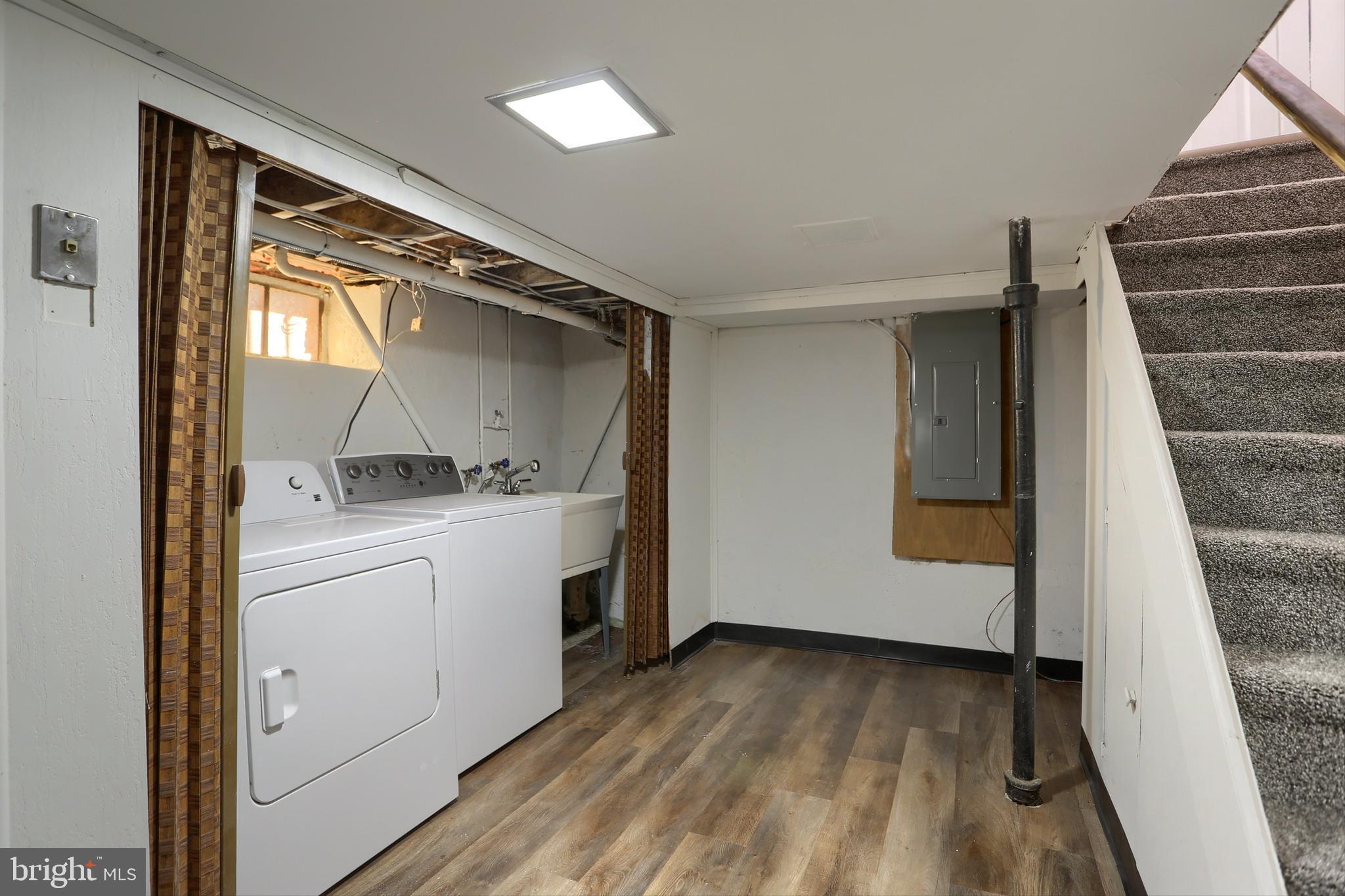 HARRISBURG CITY - Residential