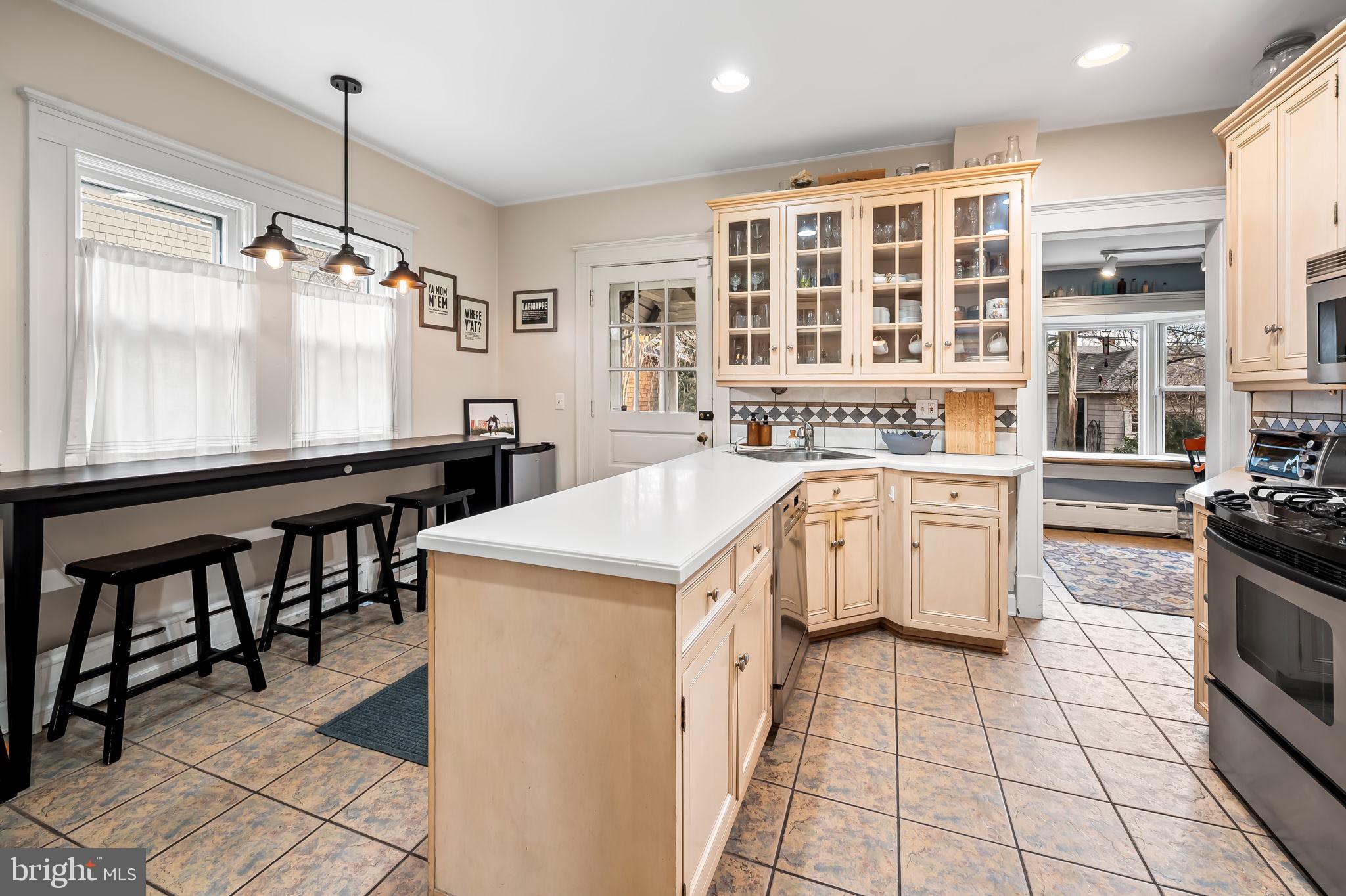 ROLAND PARK - Residential