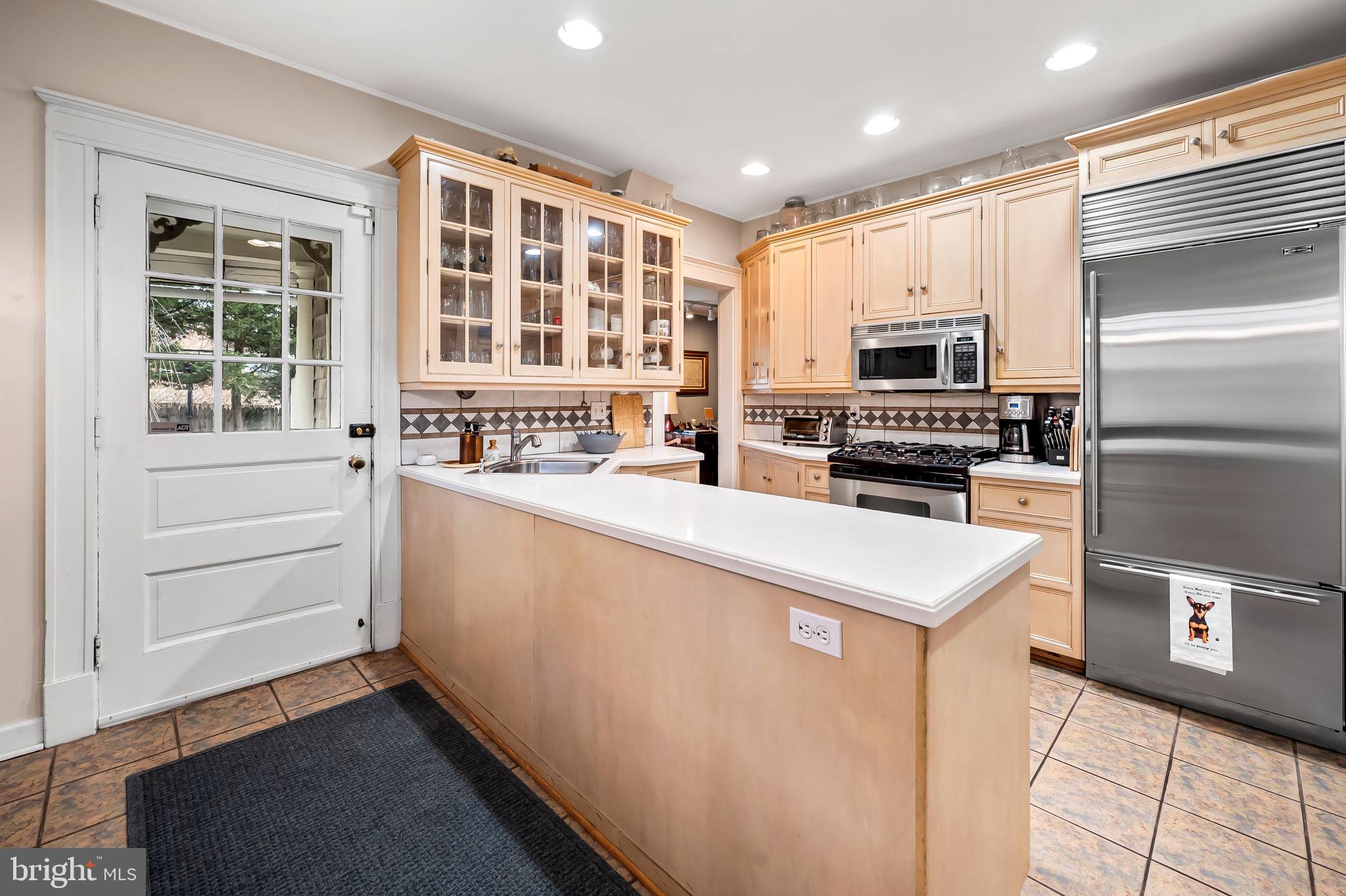 ROLAND PARK - Residential