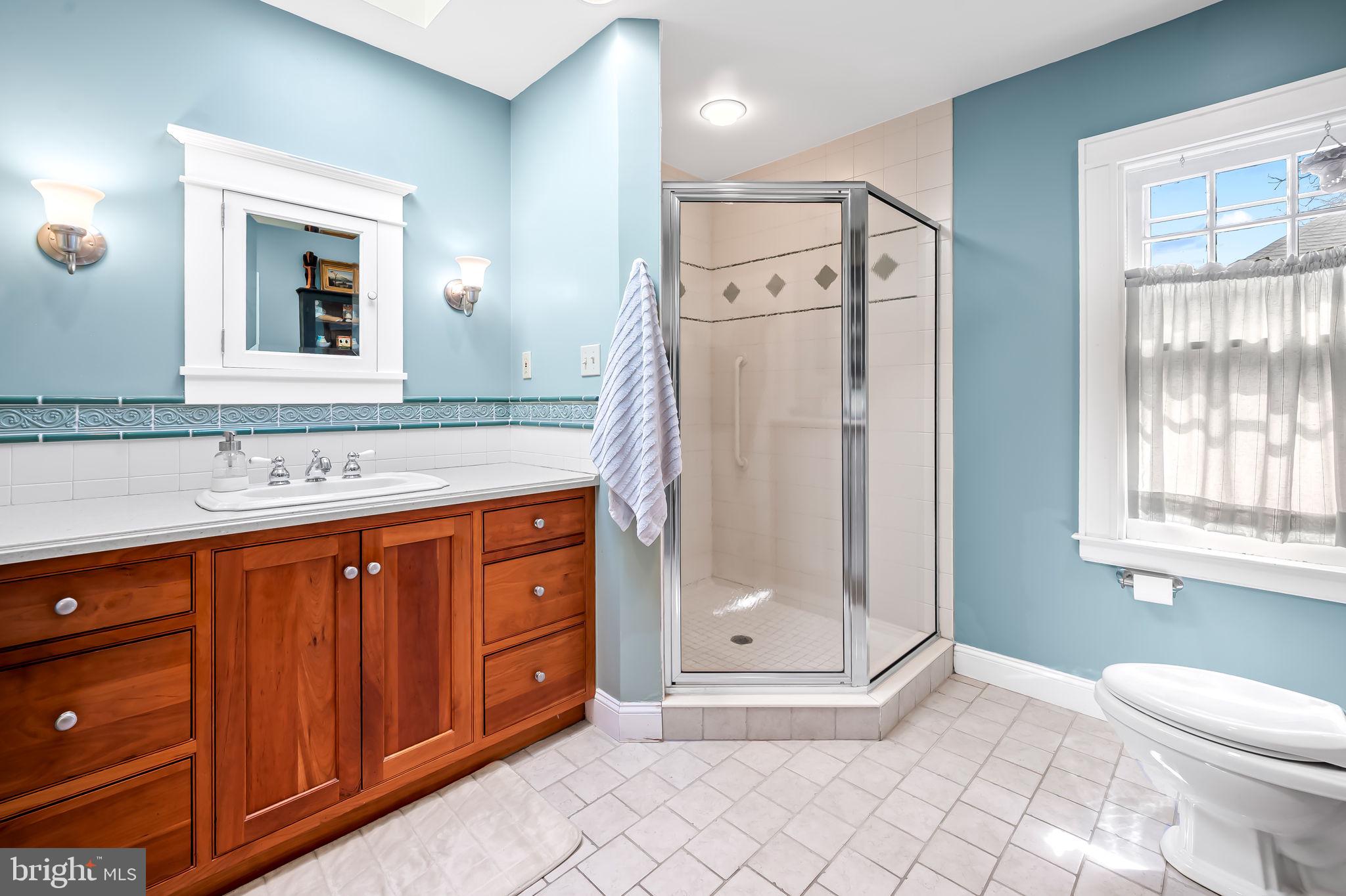 ROLAND PARK - Residential