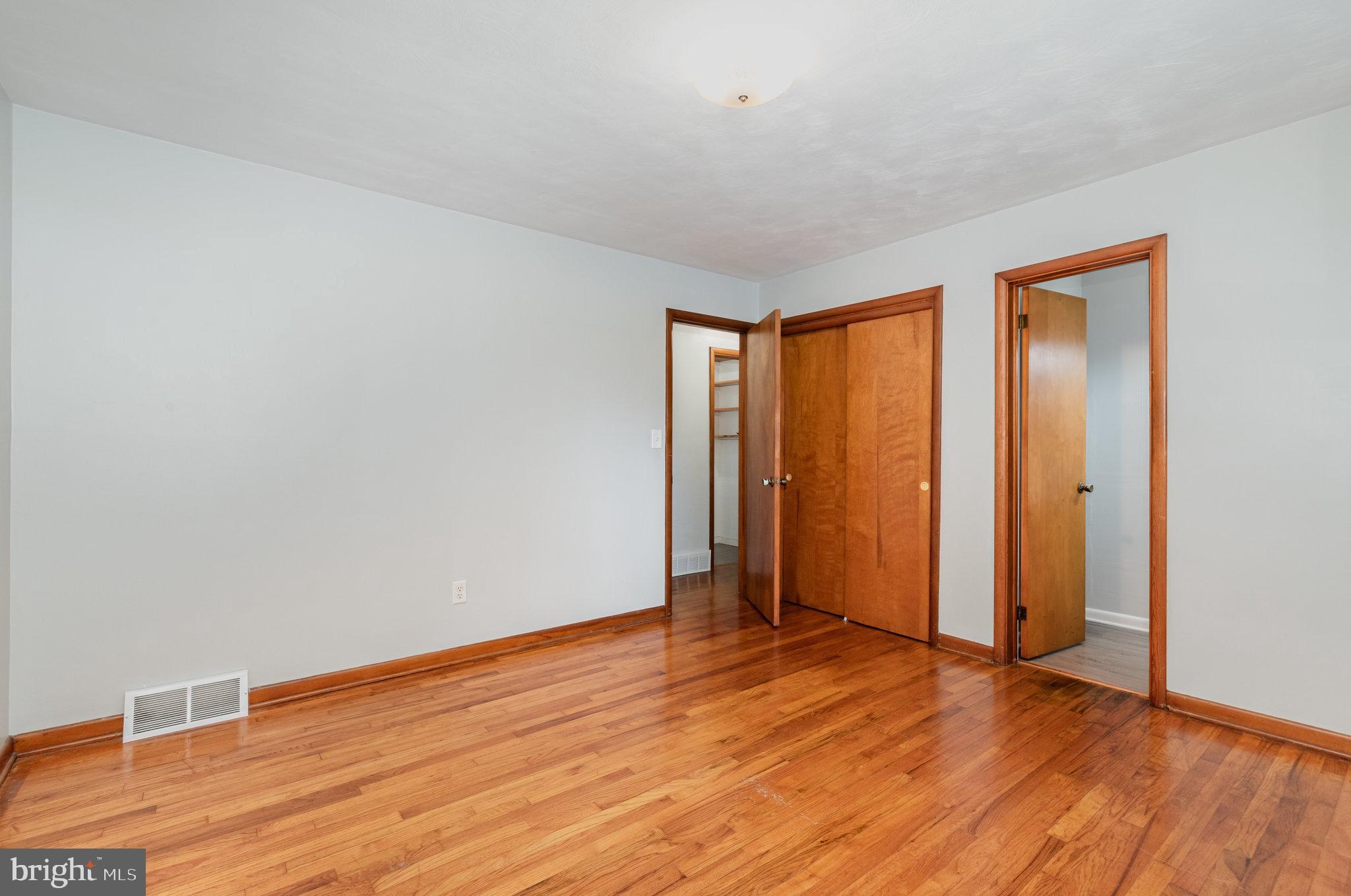 CUMBERLAND PARK - Residential