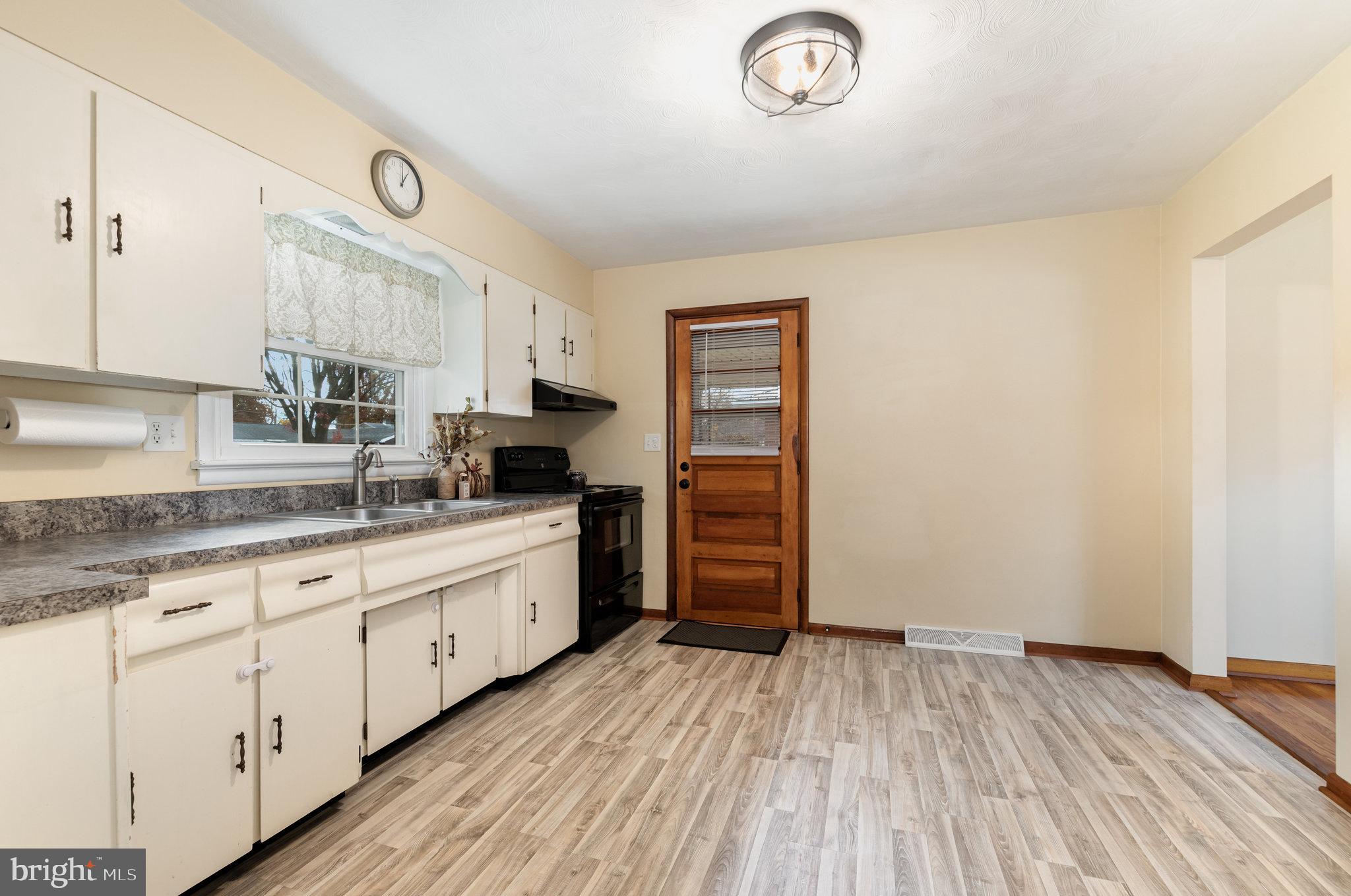 CUMBERLAND PARK - Residential