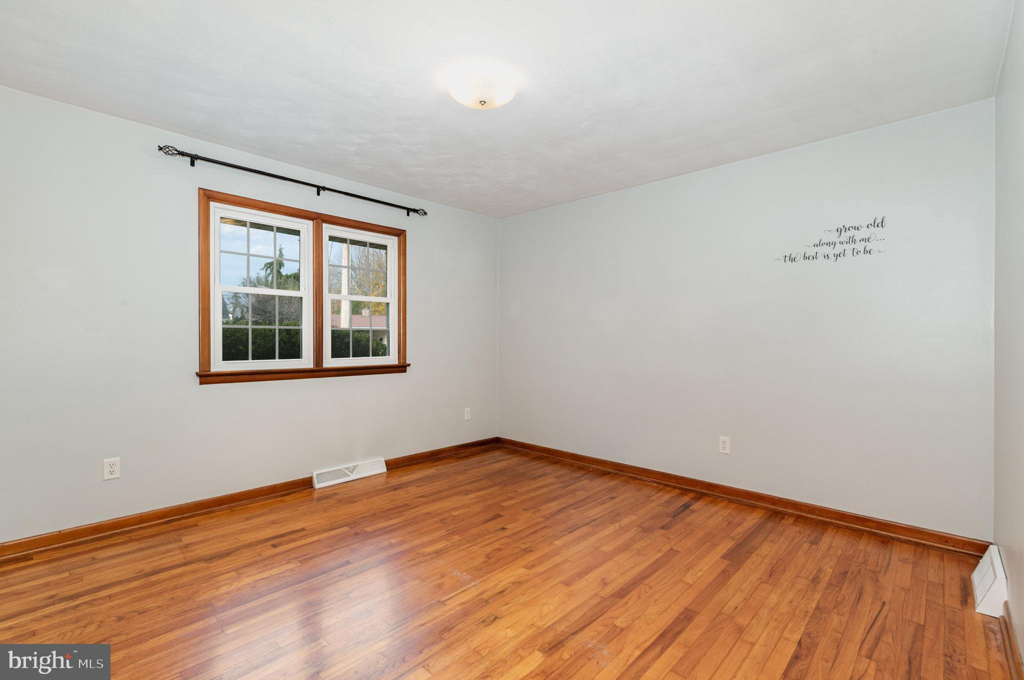 CUMBERLAND PARK - Residential