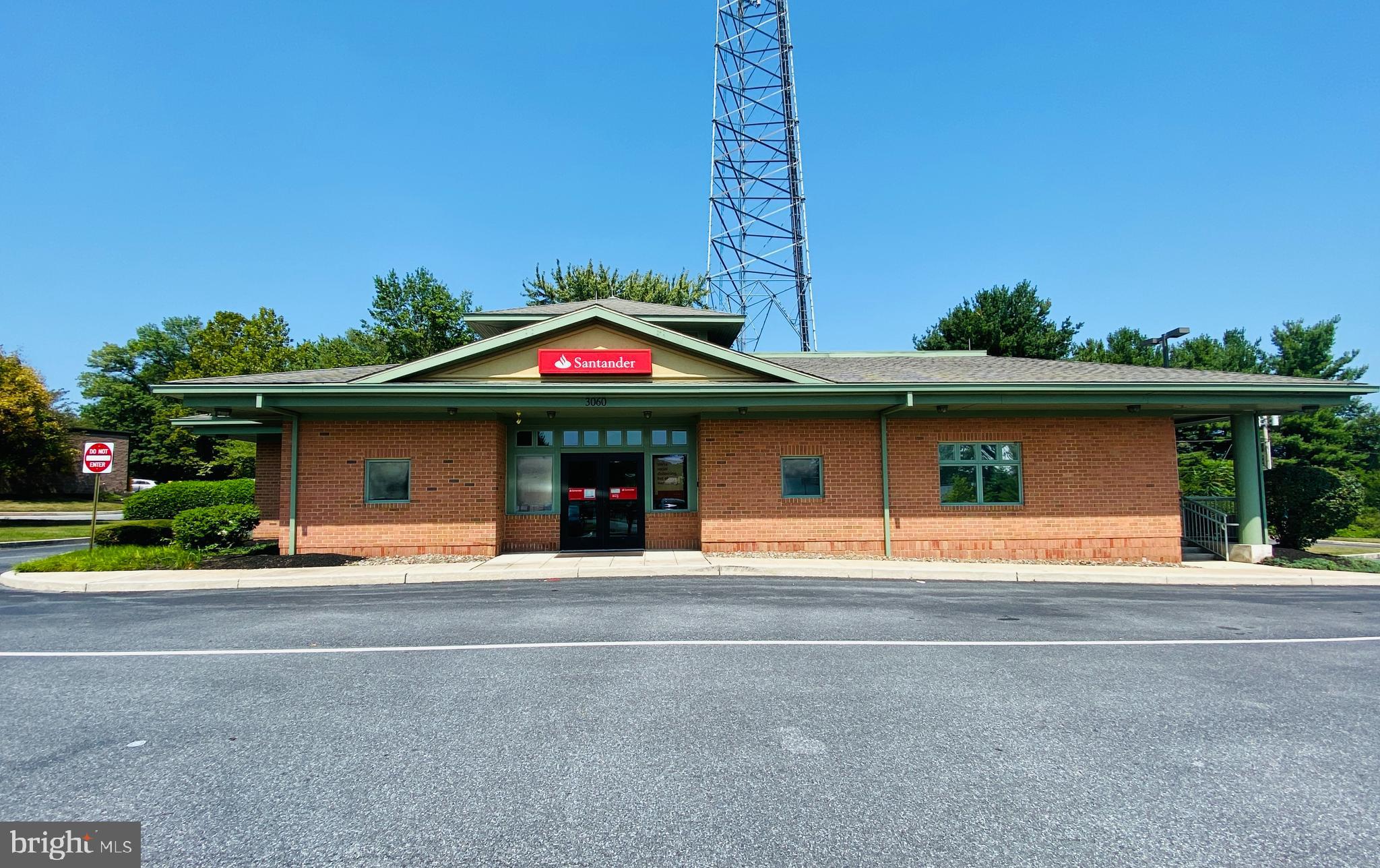 3060 INDUSTRY DRIVE