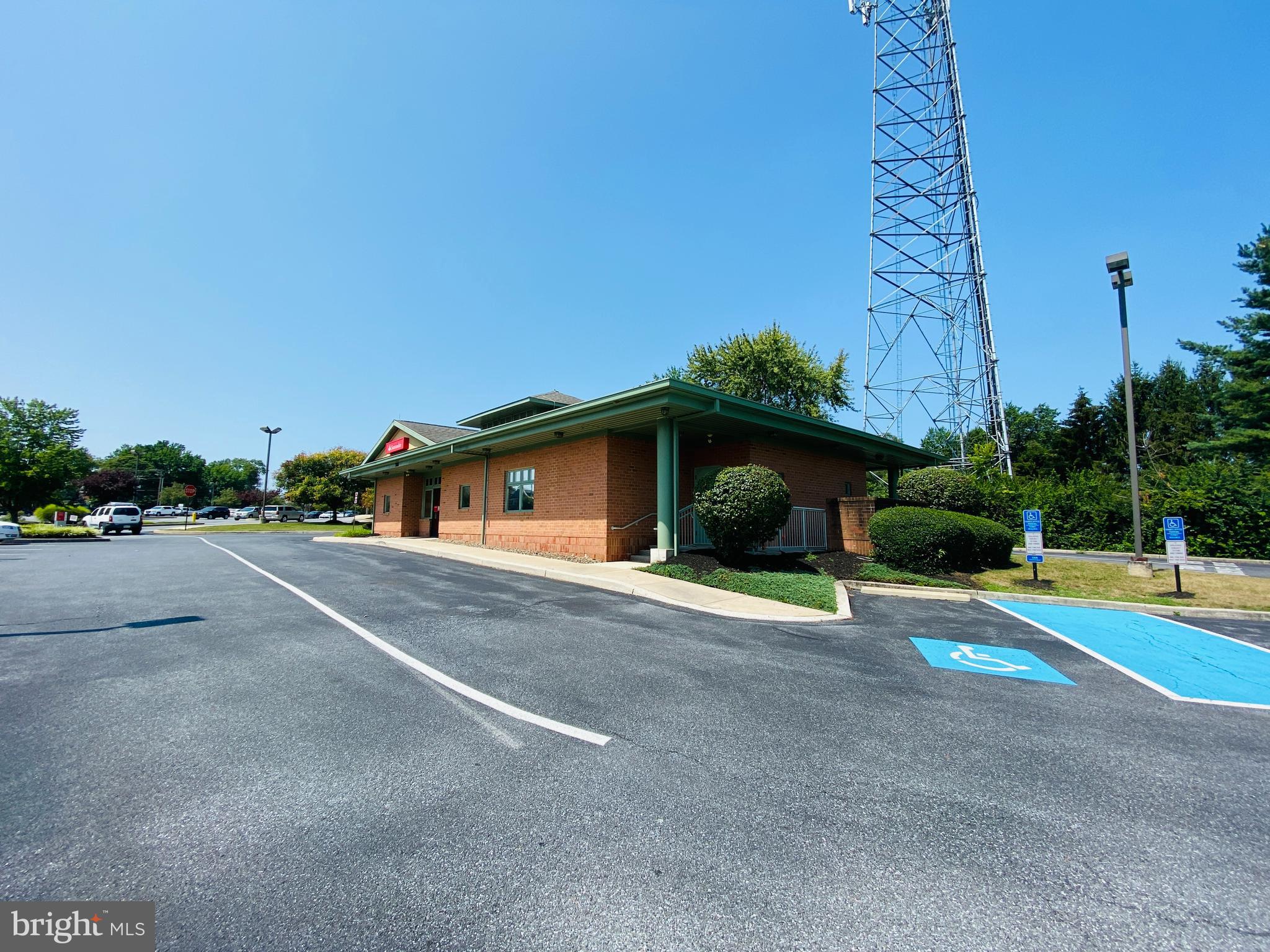 3060 INDUSTRY DRIVE