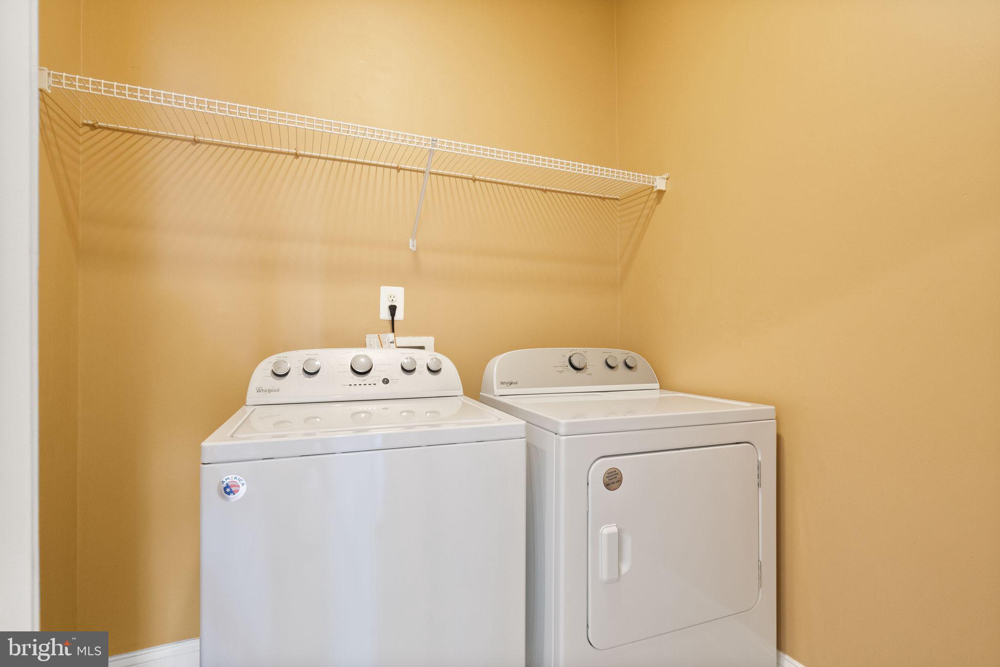 LANSDOWNE ON THE POTOMAC - Residential