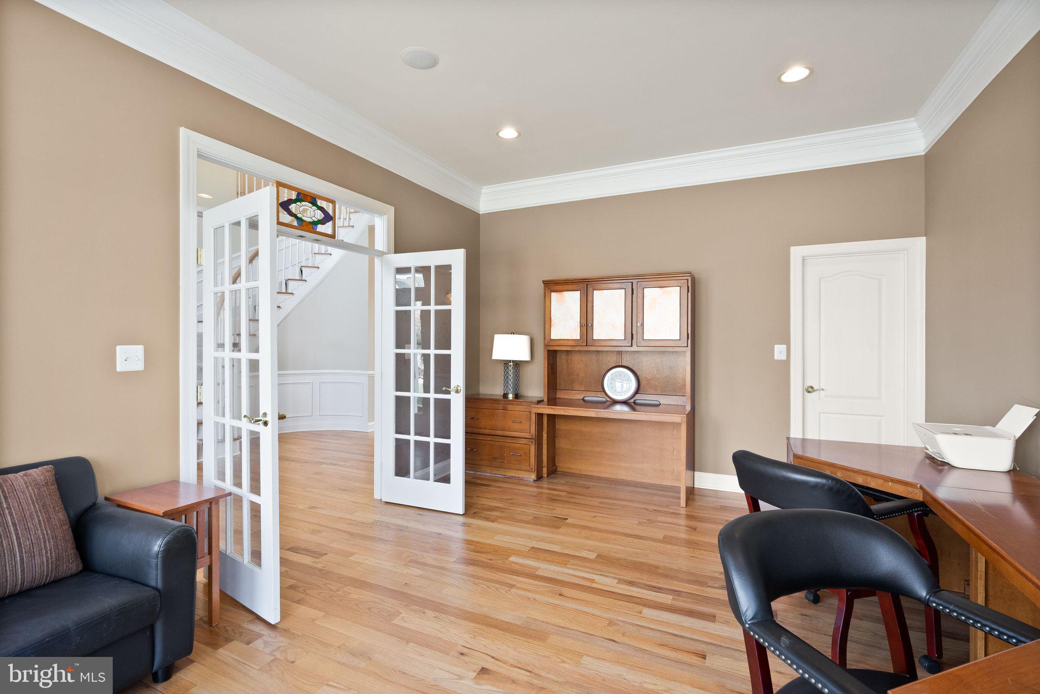 LANSDOWNE ON THE POTOMAC - Residential