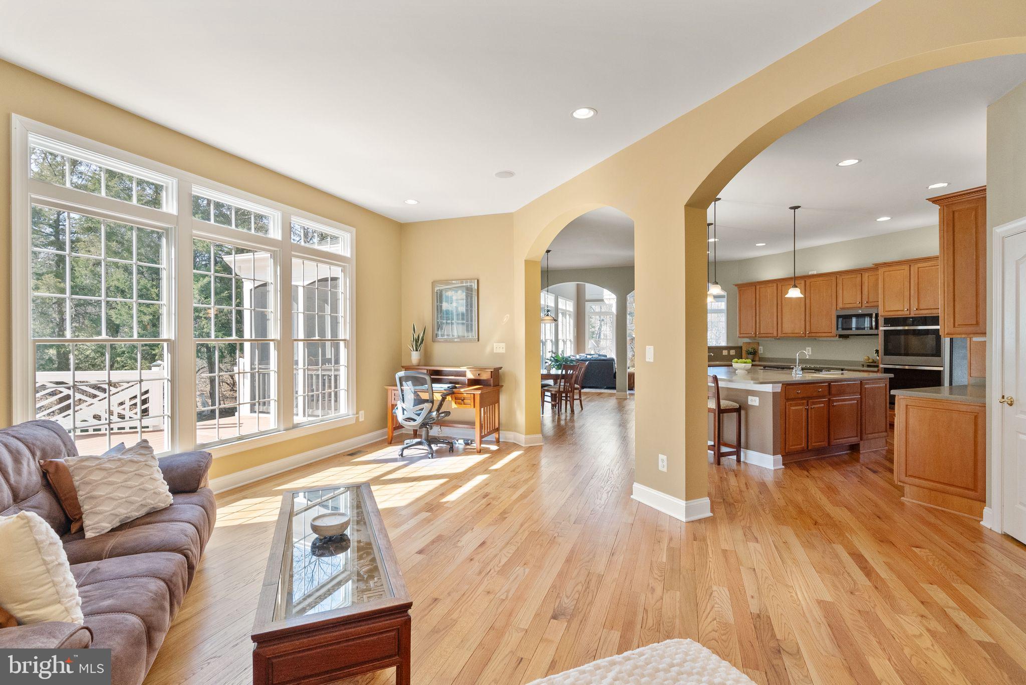 LANSDOWNE ON THE POTOMAC - Residential