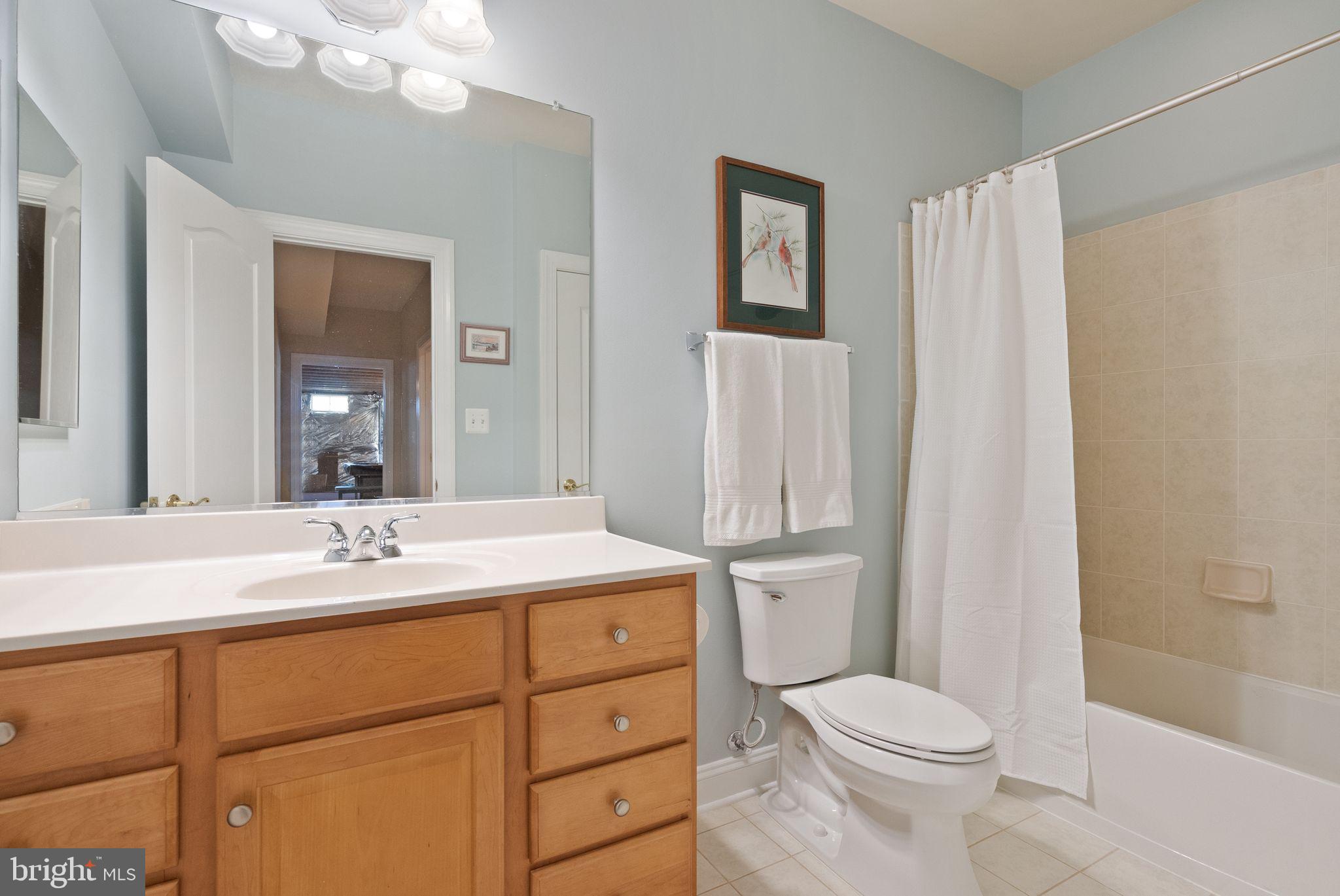 LANSDOWNE ON THE POTOMAC - Residential