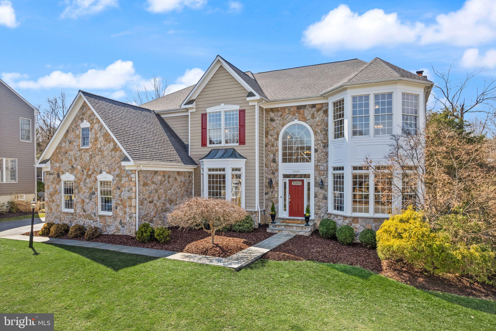 LANSDOWNE ON THE POTOMAC - Residential