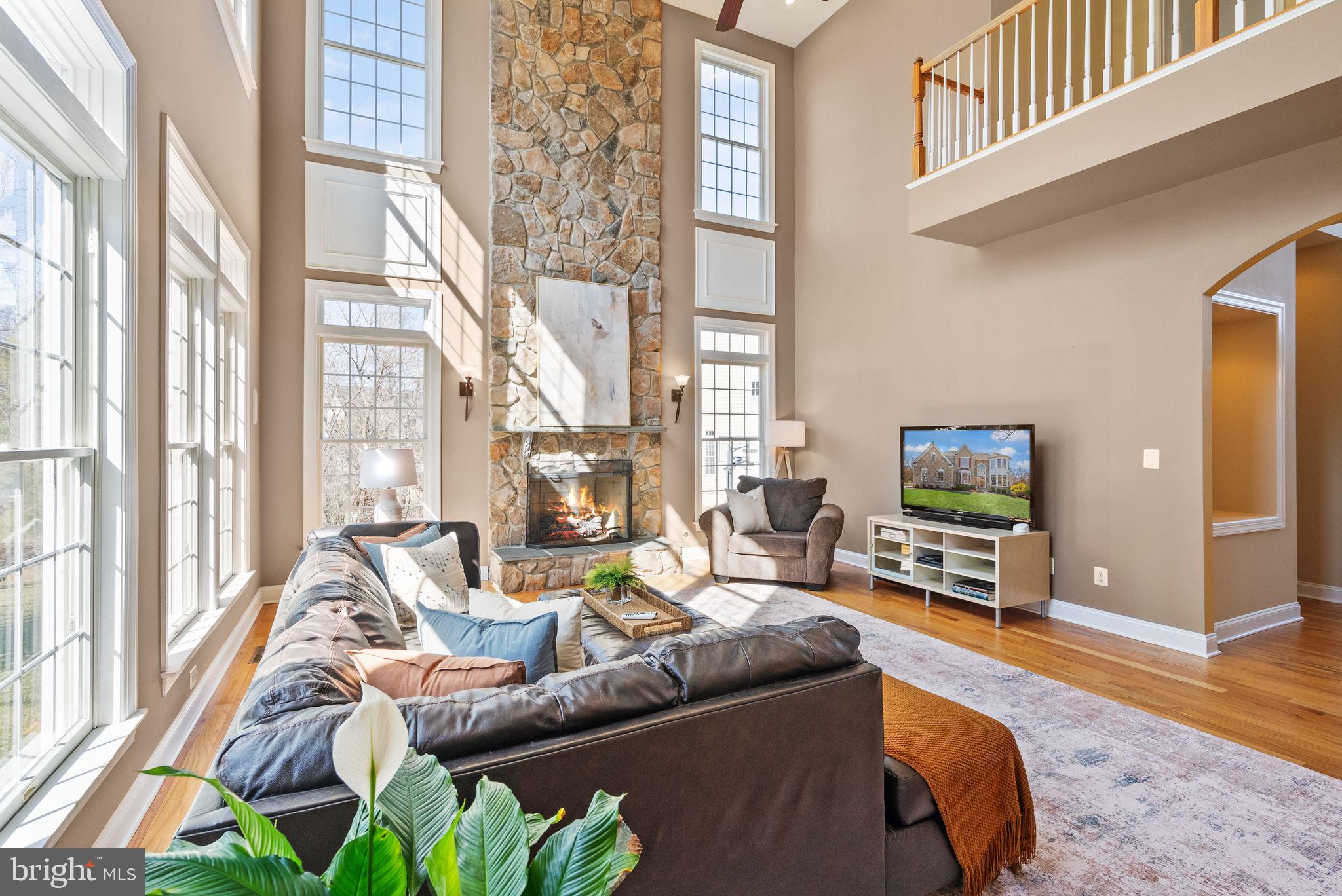 LANSDOWNE ON THE POTOMAC - Residential