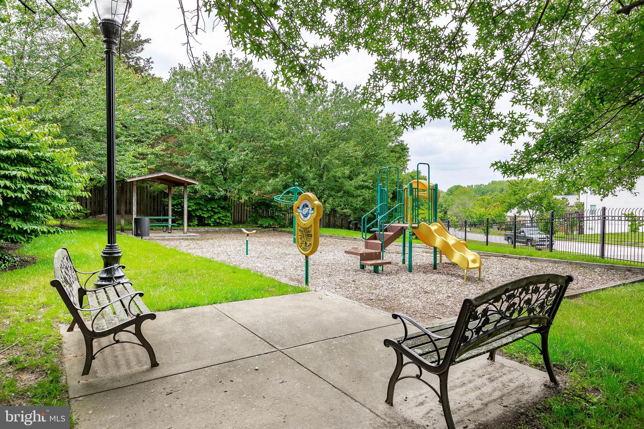 THE ADDISON AT ST PAUL - Residential