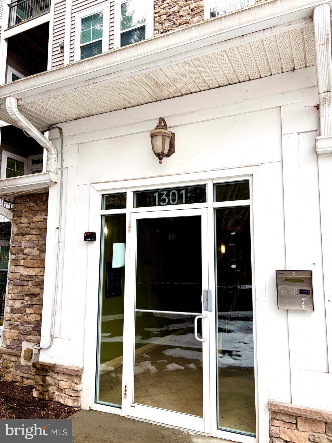 THE ADDISON AT ST PAUL - Residential