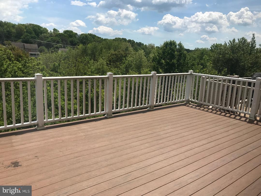 COLONIAL HILLS - Residential Lease